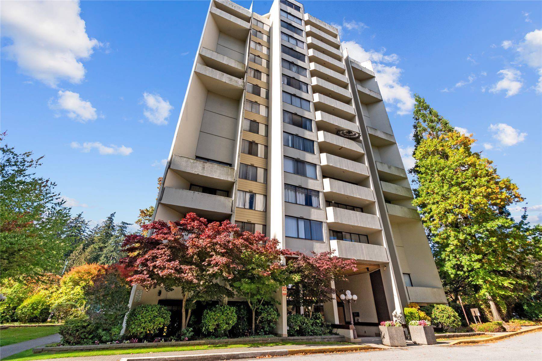 Burnaby, BC V5H 4A7,4200 MAYBERRY ST #606