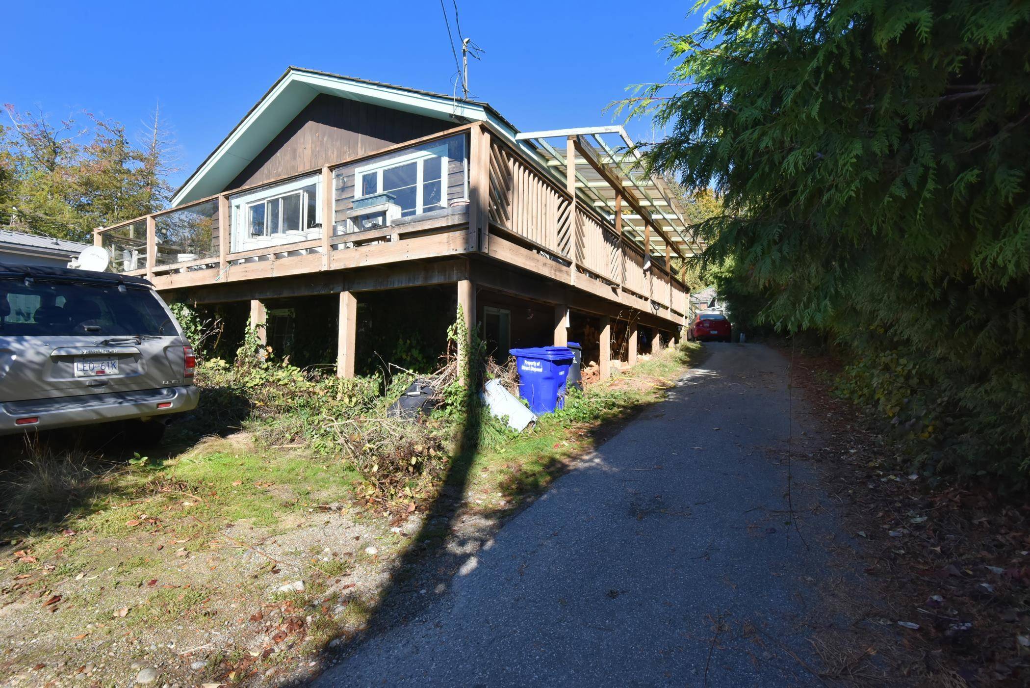 Sechelt, BC V7Z 0M1,6242 SUNSHINE COAST HWY