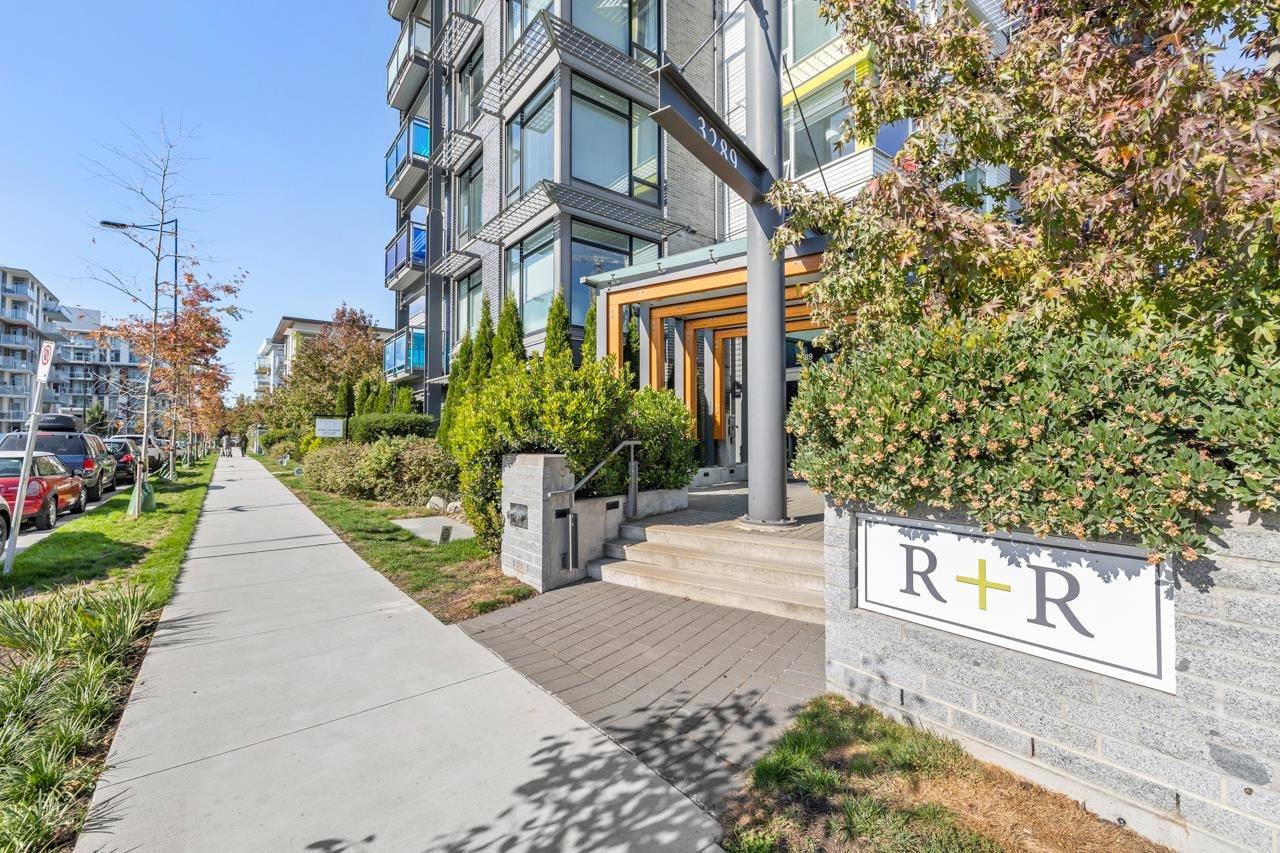 Vancouver, BC V5S 0G2,3289 RIVERWALK AVE #209