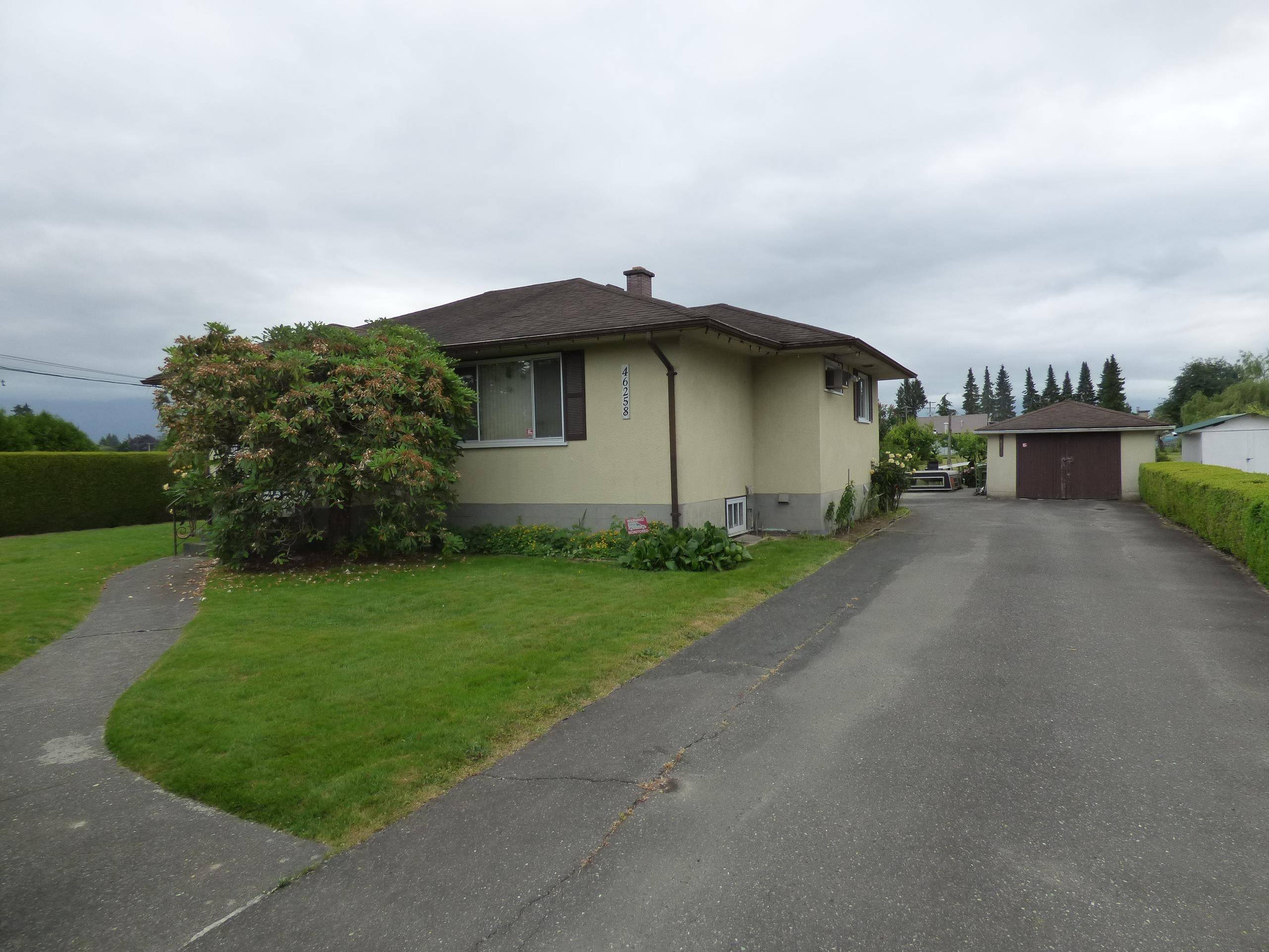 Chilliwack, BC V2P 3E6,46258 PORTAGE AVE