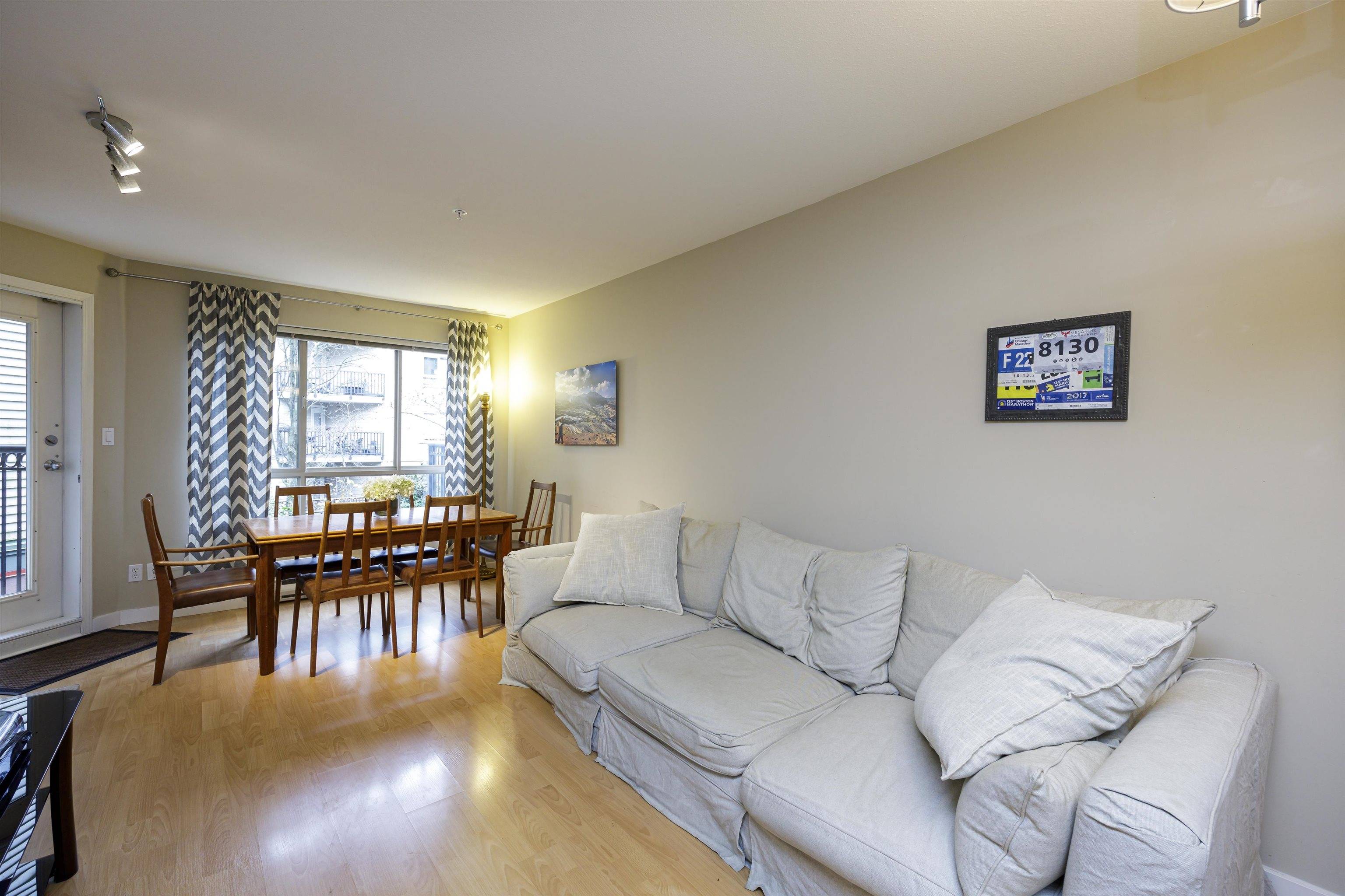 North Vancouver, BC V7M 3M4,150 W 22ND ST #201