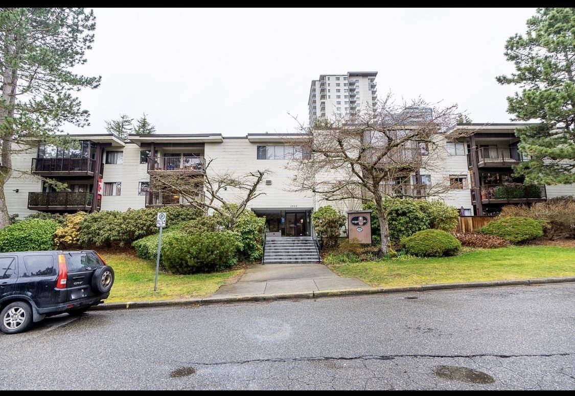 White Rock, BC V4B 4B6,1555 FIR ST #102