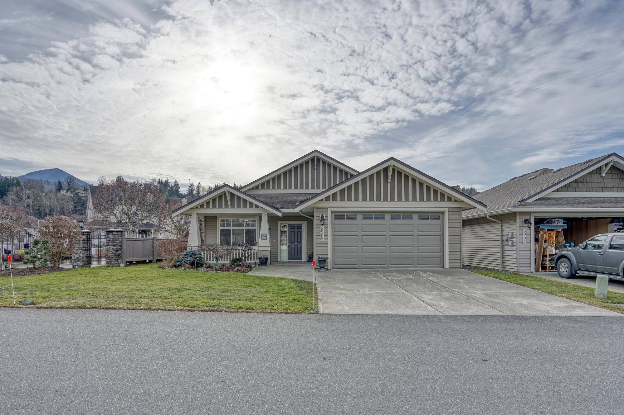 Chilliwack, BC V2R 0B7,5988 HUNTER CREEK CRES