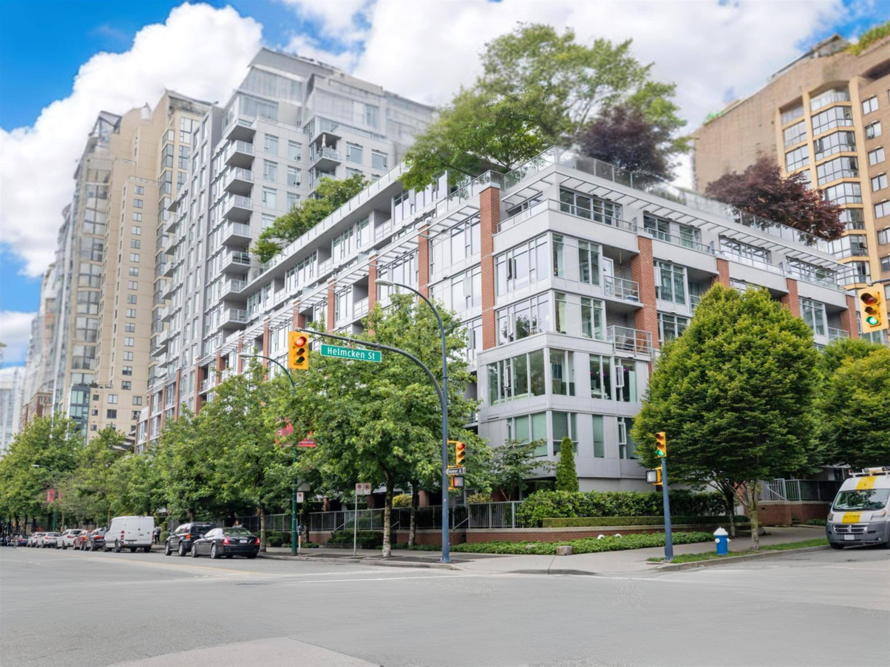 Vancouver, BC V7T 1E2,1133 HOMER ST #1208