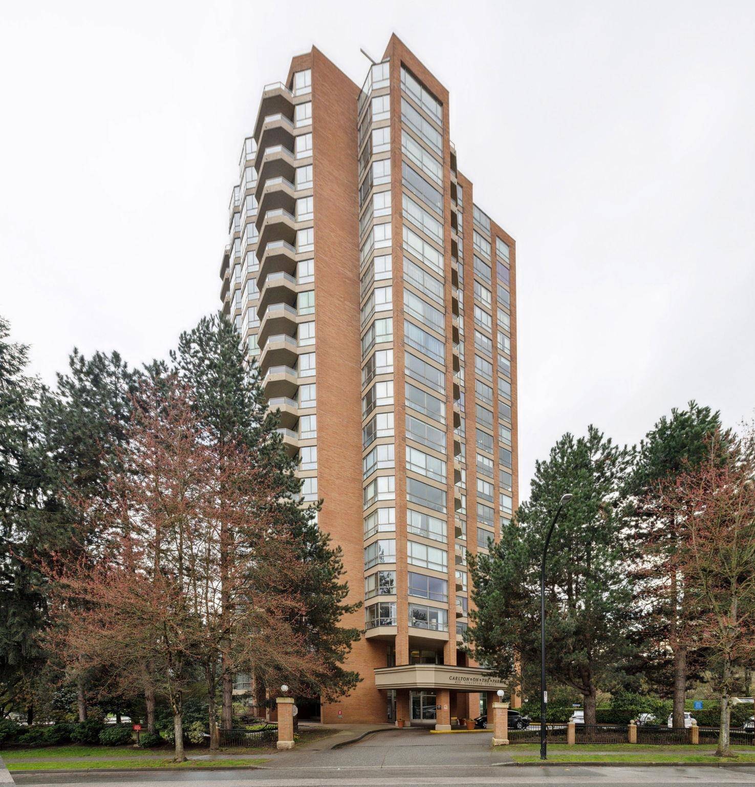 Burnaby, BC V5H 4K9,4350 BERESFORD ST #904