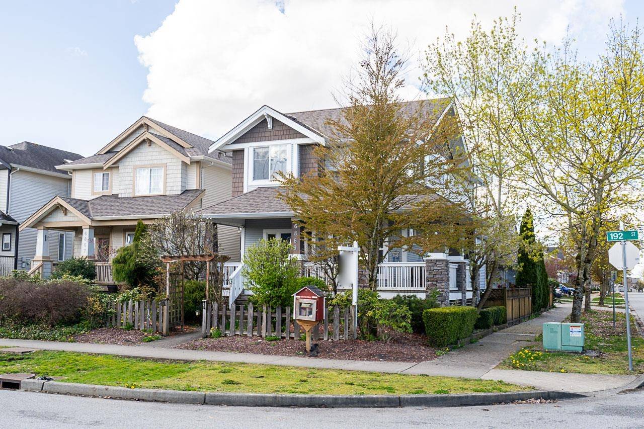 Surrey, BC V4N 5P6,6869 192ND ST