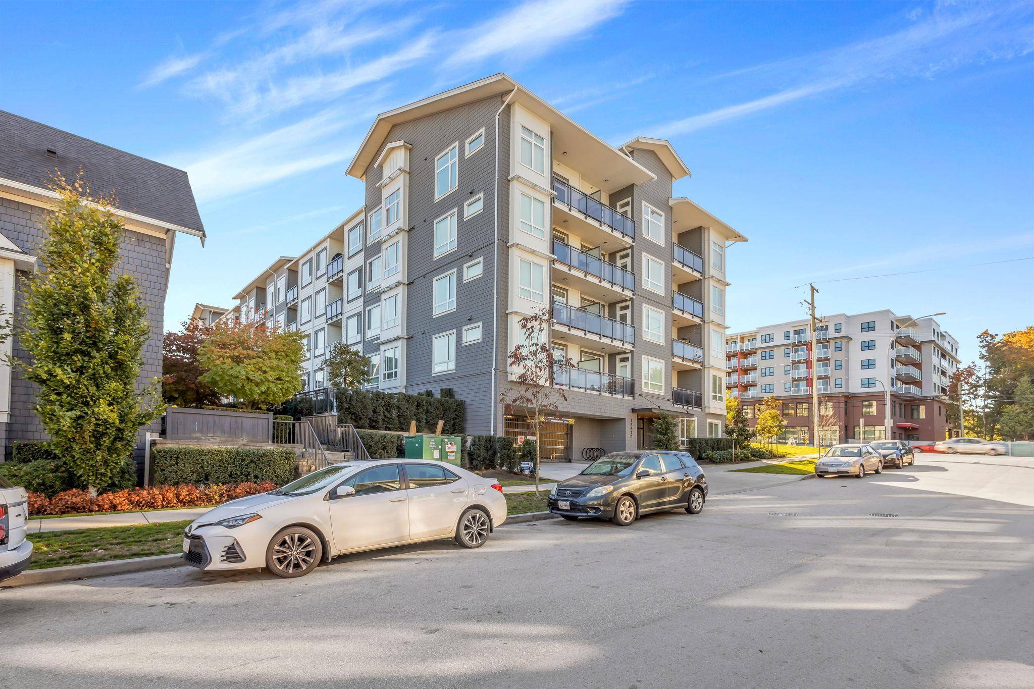 Surrey, BC V3W 3E2,13628 81A AVE #113