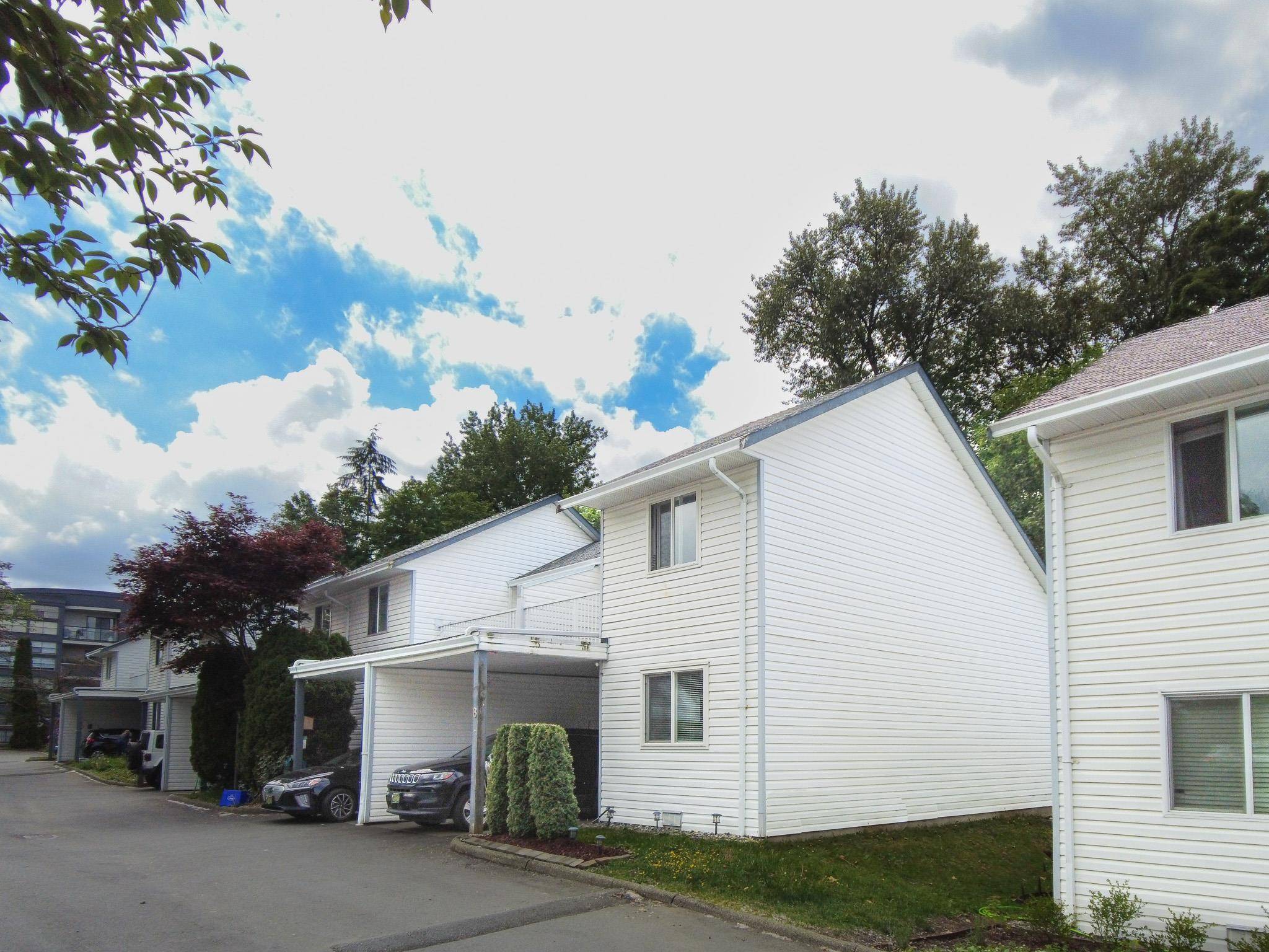 Maple Ridge, BC V2X 9X8,12075 207A ST #8