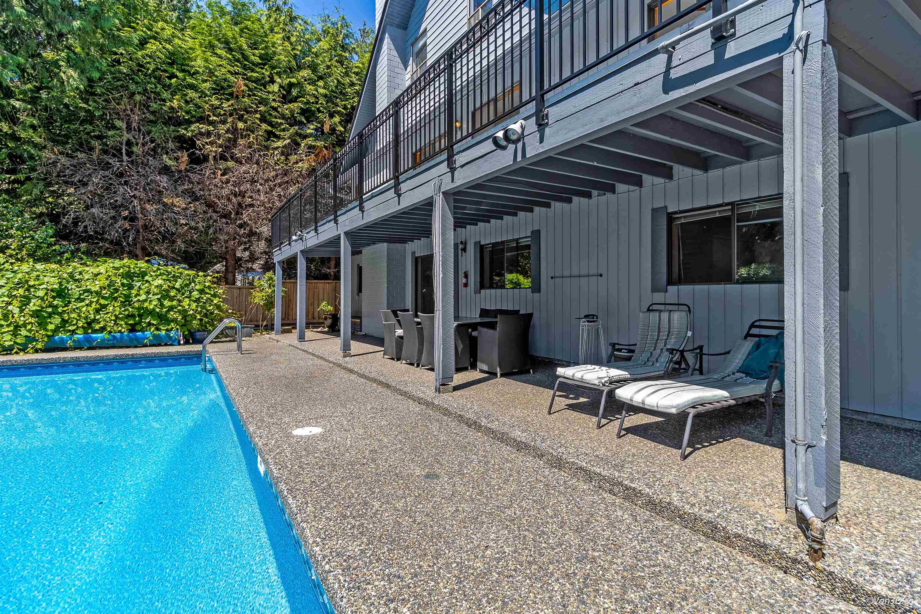 West Vancouver, BC V7W 1C5,4702 WILLOW PL