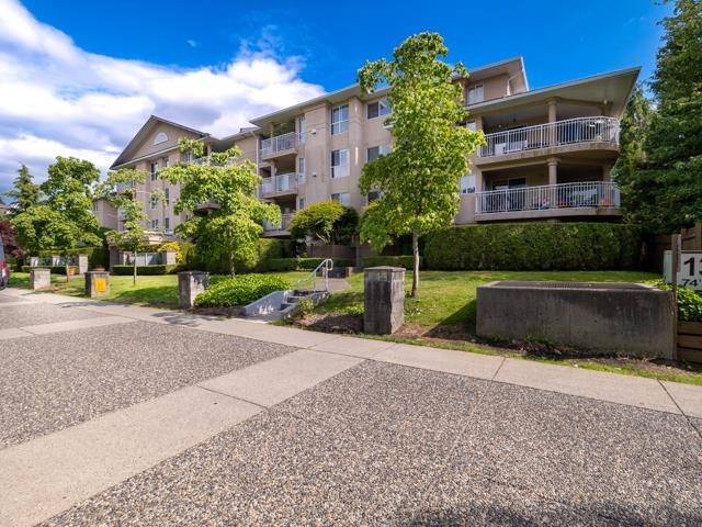 Surrey, BC V3W 1B8,13733 74 AVE #304