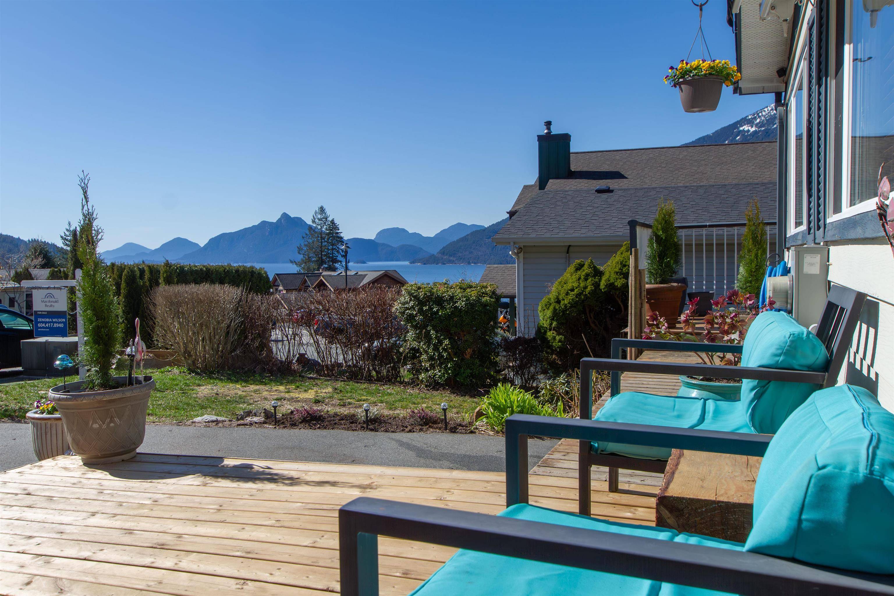 Britannia Beach, BC V8B 1J2,734 UPPER CRES