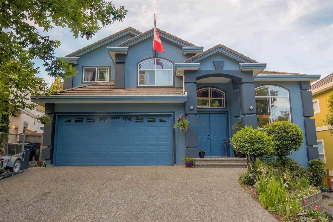 Coquitlam, BC V3E 3K4,3253 MUIRFIELD PL