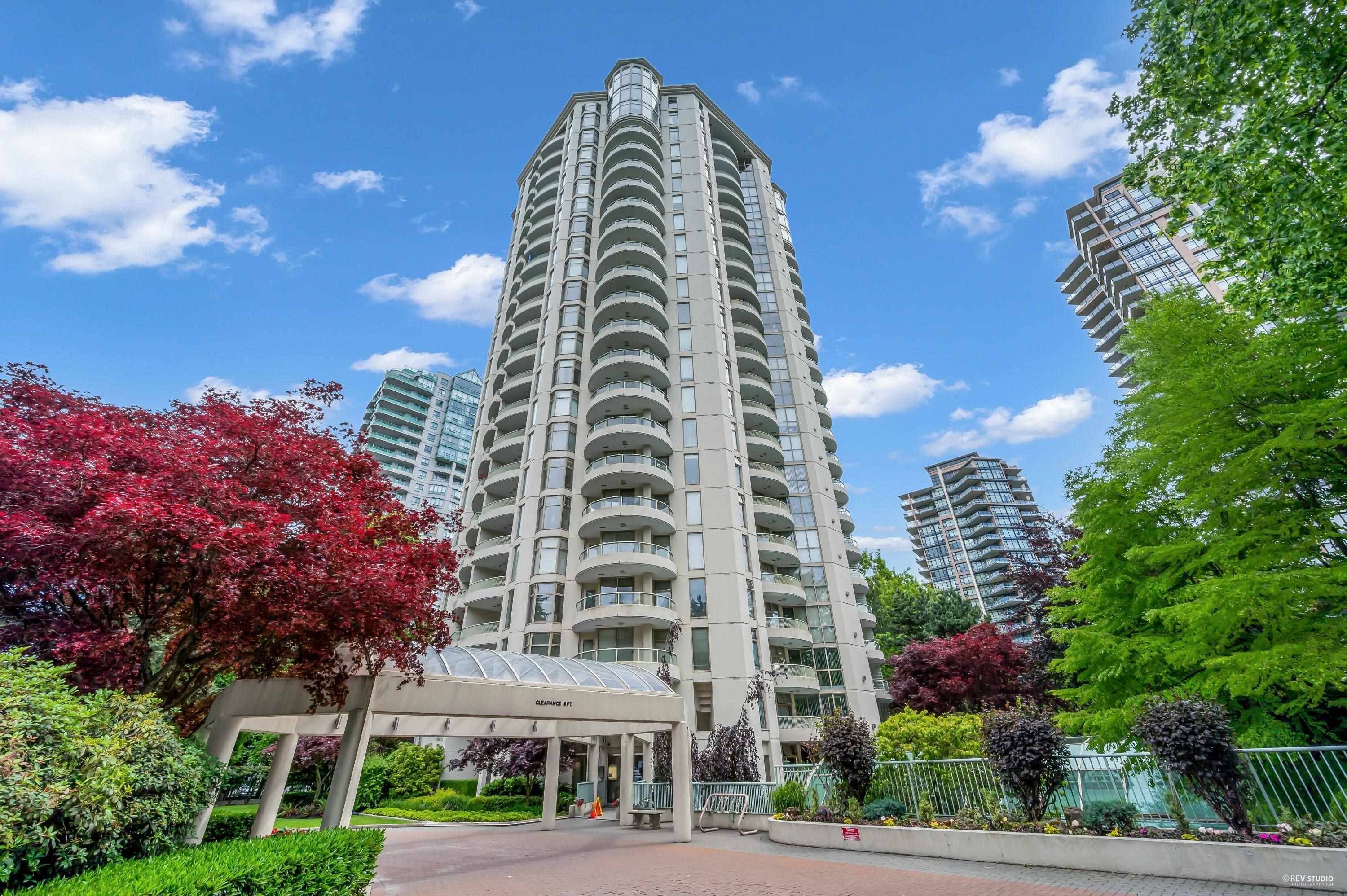 Burnaby, BC V5H 2N1,6188 PATTERSON AVE #1402