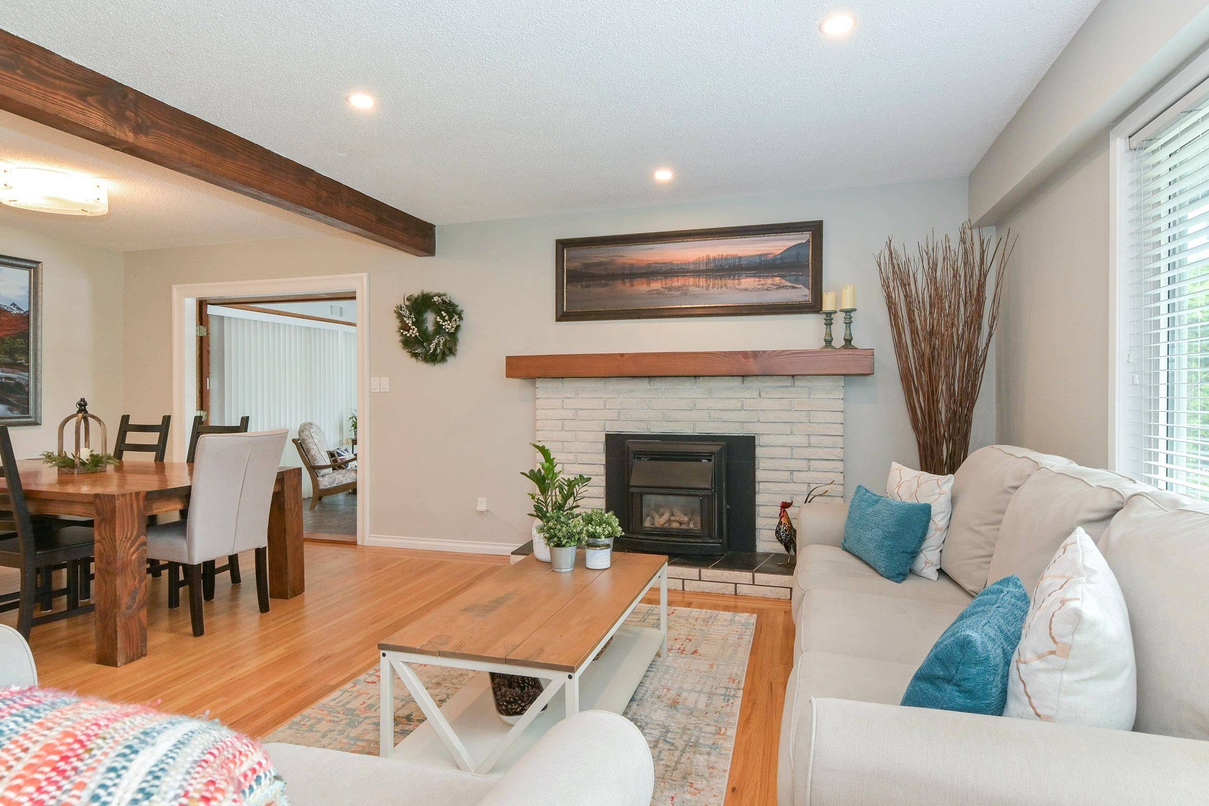 Langley, BC V3A 4P1,4581 UPLANDS DR