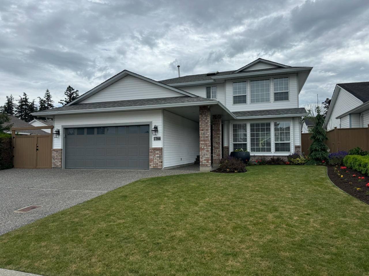 Chilliwack, BC V2R 3G2,5788 MANCHESTER PL