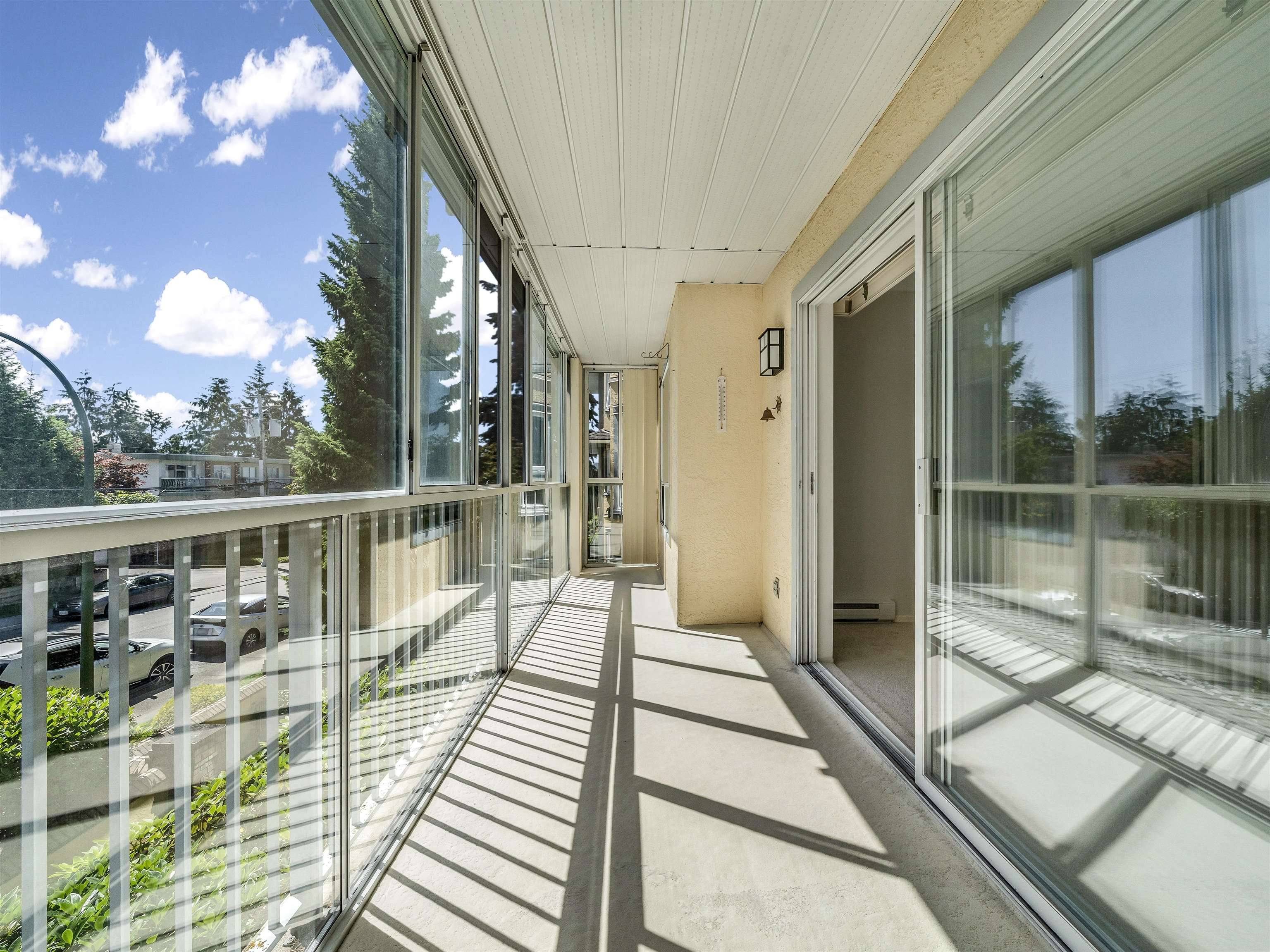 White Rock, BC V4B 3V6,1459 BLACKWOOD ST #209