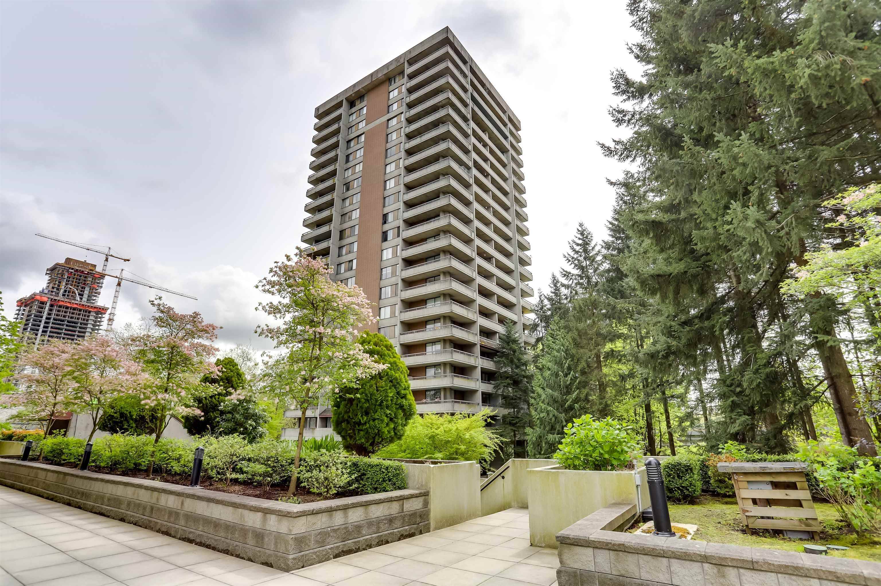 Burnaby, BC V3J 7G8,3771 BARTLETT CT #402