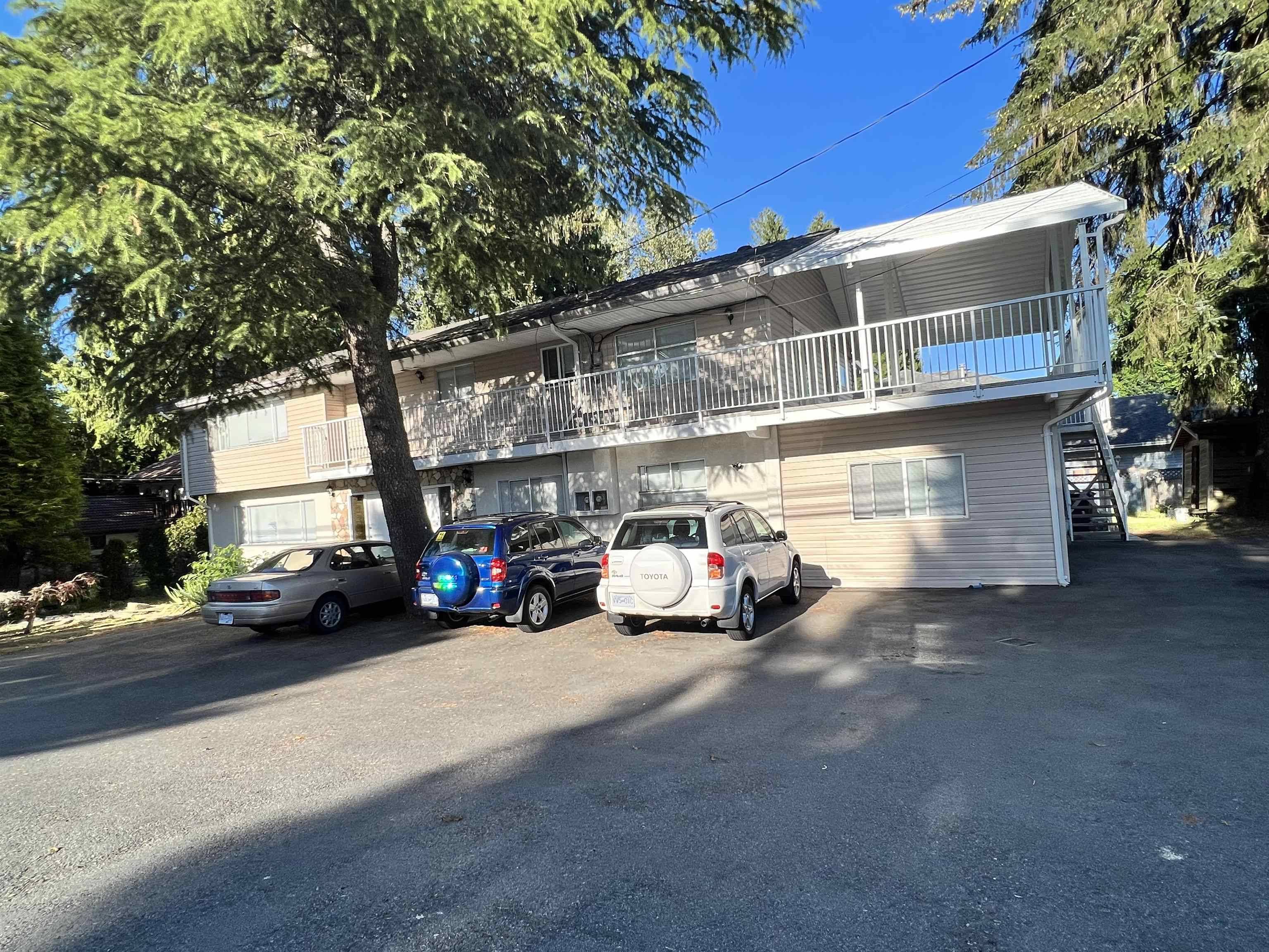 Surrey, BC V3R 0X9,9718 156 ST