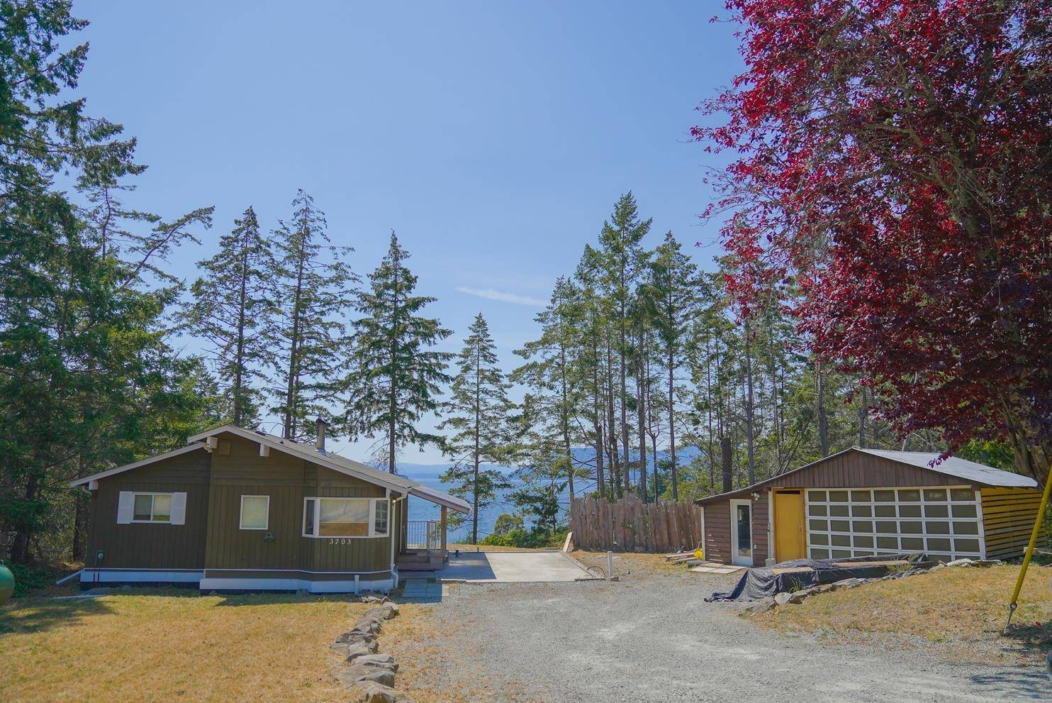 Pender Island, BC V0N 2M0,3703 ROPE RD