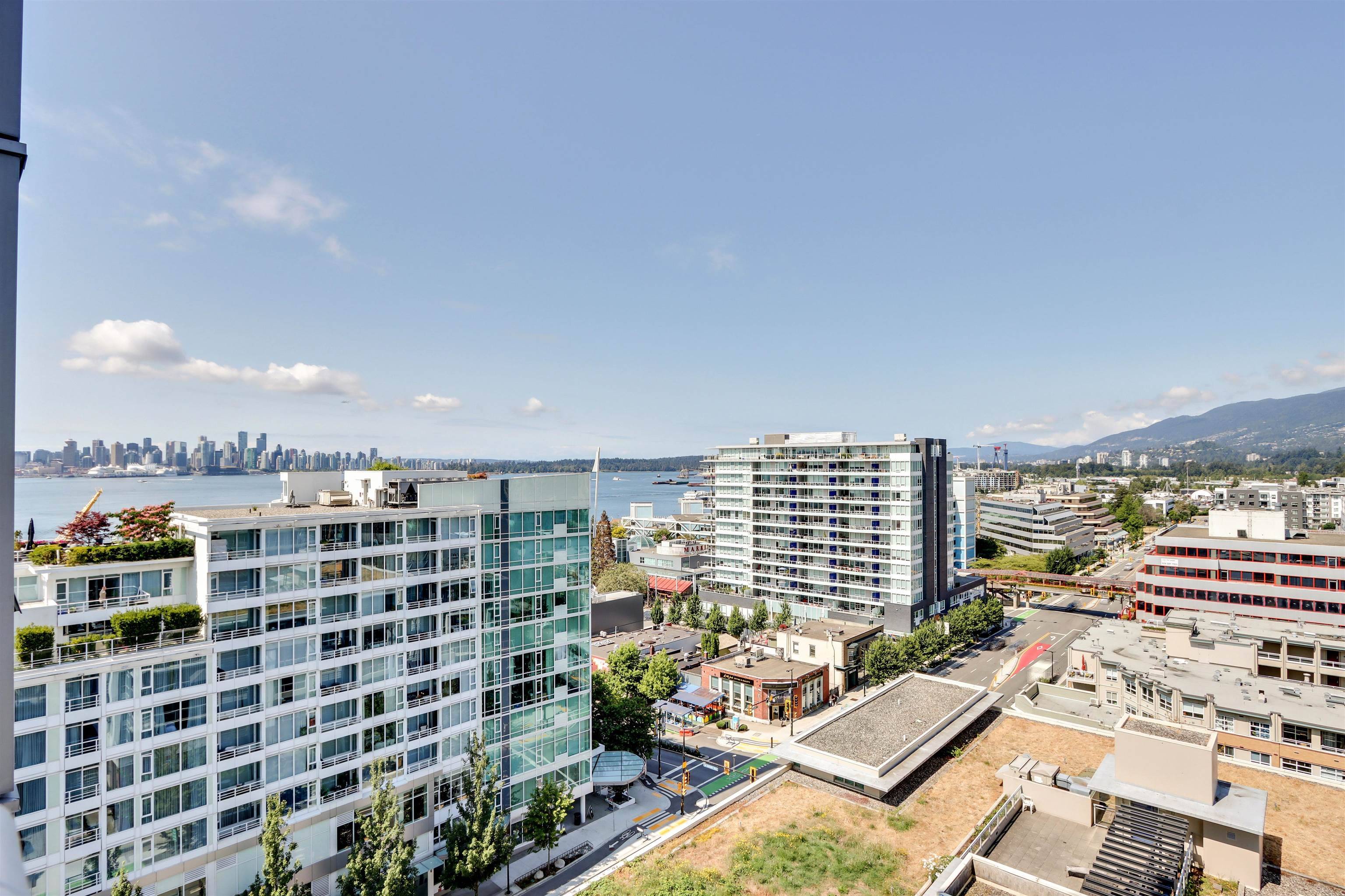 North Vancouver, BC V7L 4X9,138 ESPLANADE AVE #1406