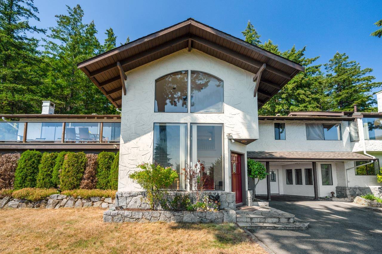 West Vancouver, BC V7W 1G6,4719 RUTLAND RD