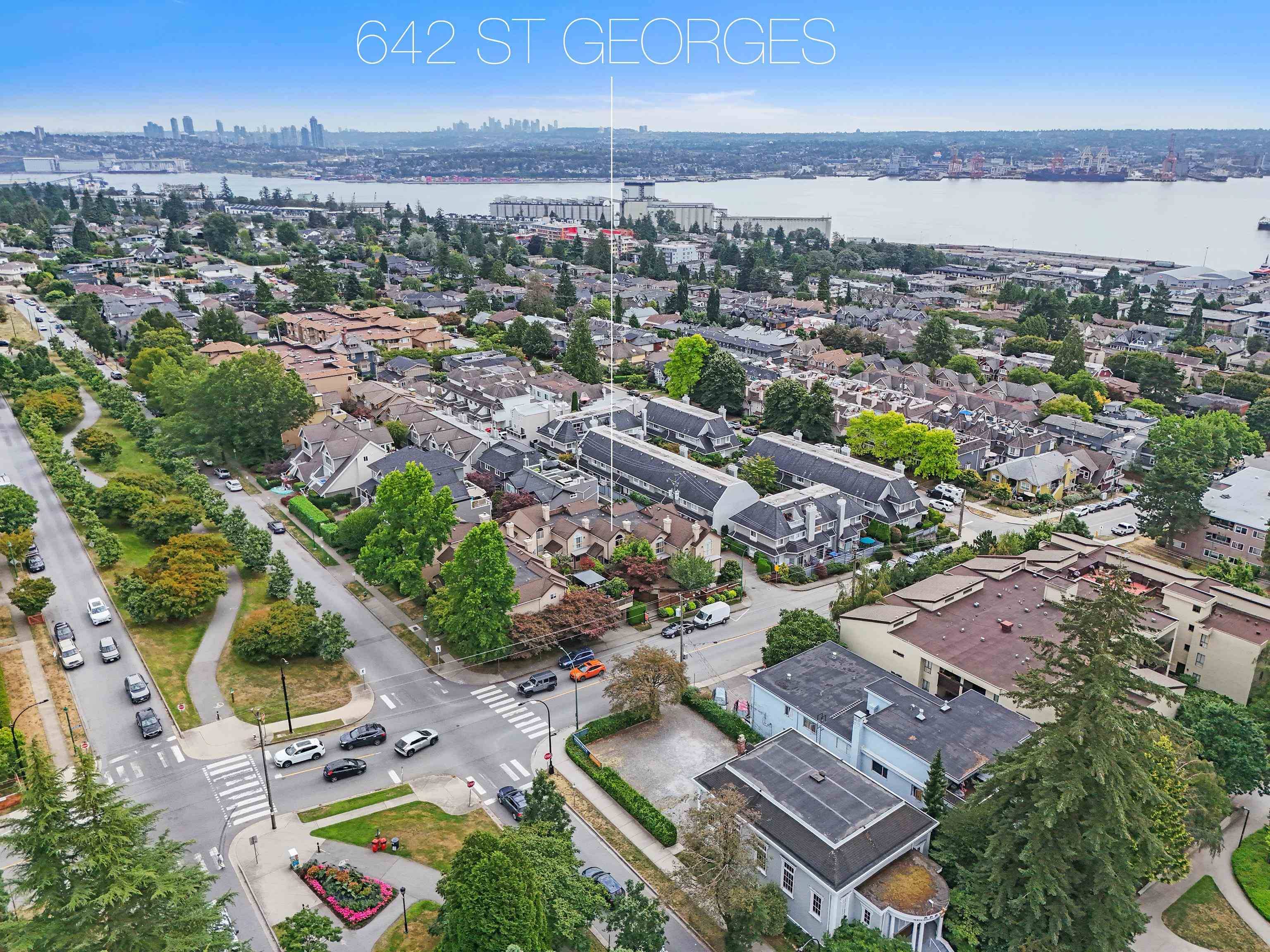 North Vancouver, BC V7L 4S4,642 ST. GEORGES AVE