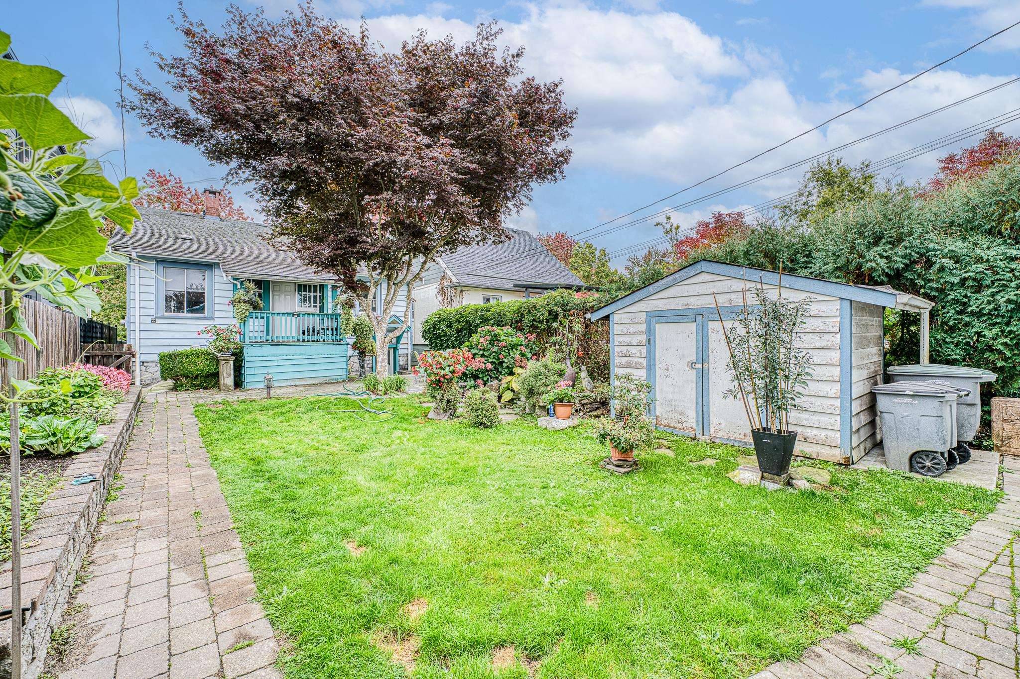 Vancouver, BC V5N 5E9,2779 NANAIMO ST