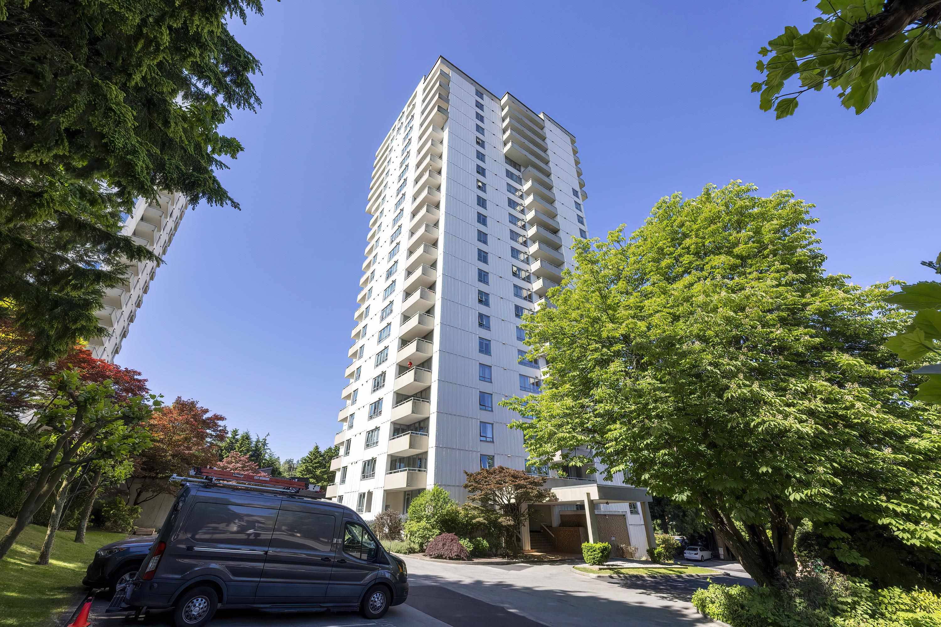 Burnaby, BC V5H 3Z5,5645 BARKER AVE #1901