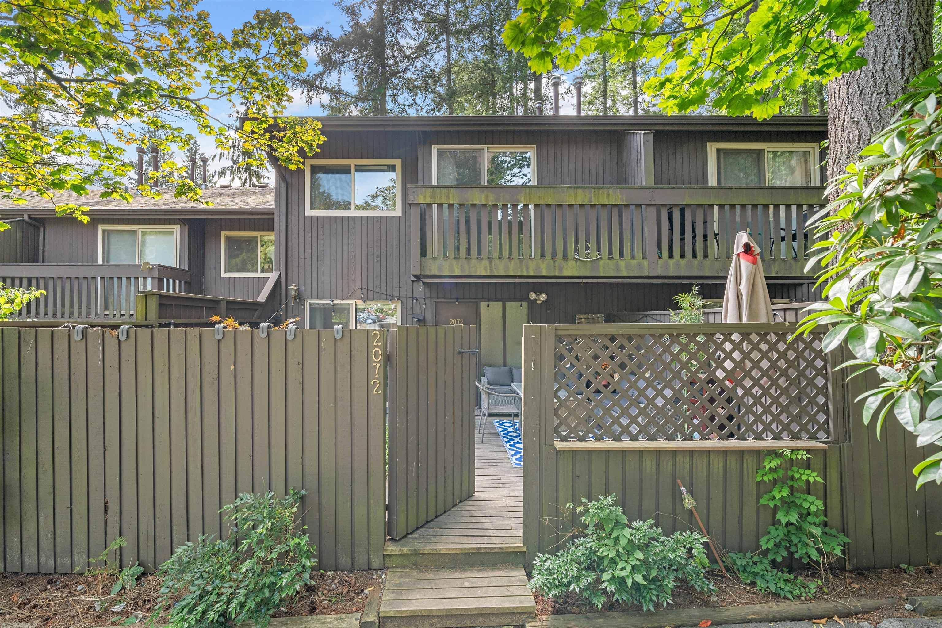 North Vancouver, BC V7J 3K3,2072 PURCELL WAY