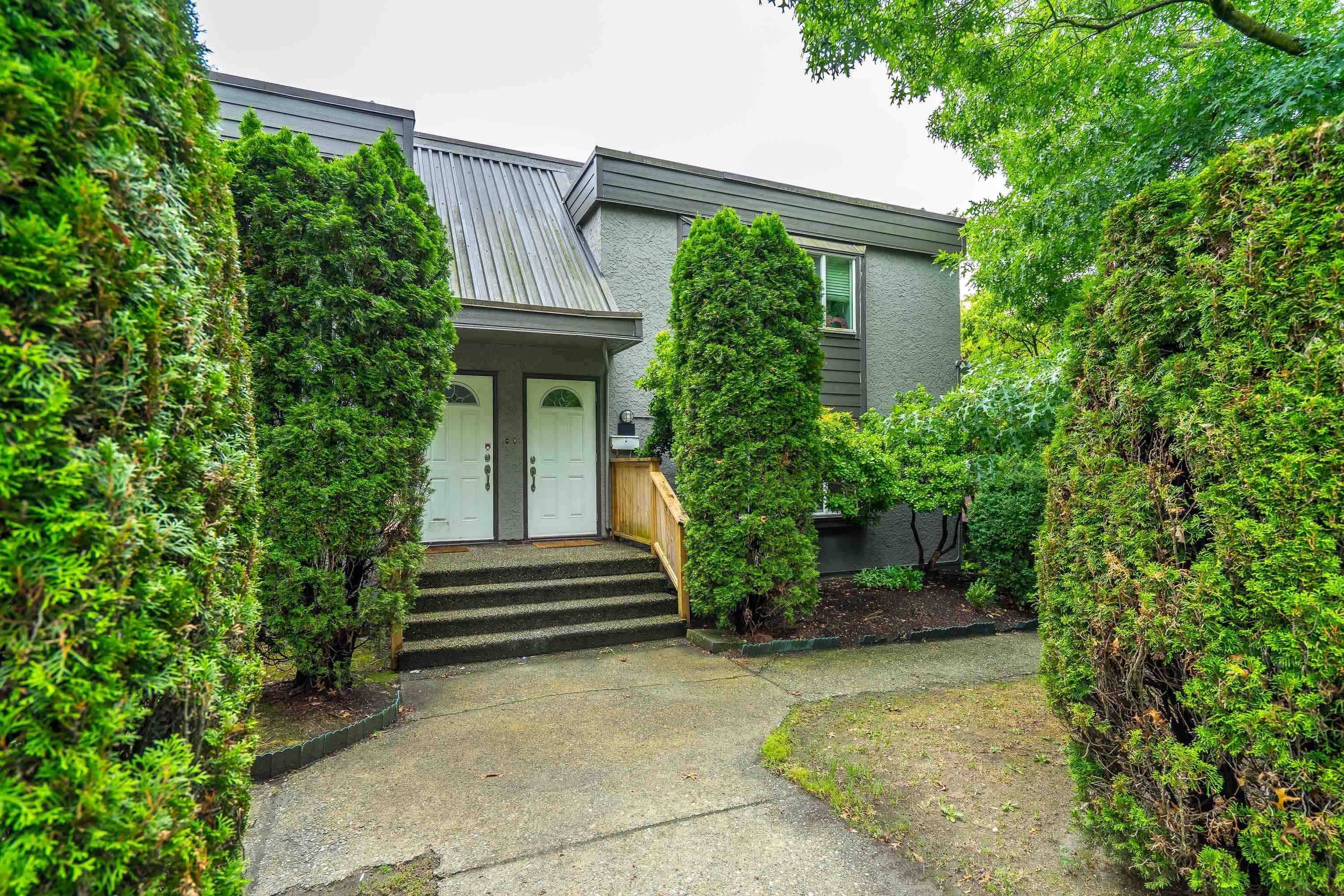 Burnaby, BC V5B 1P6,5138 HASTINGS ST