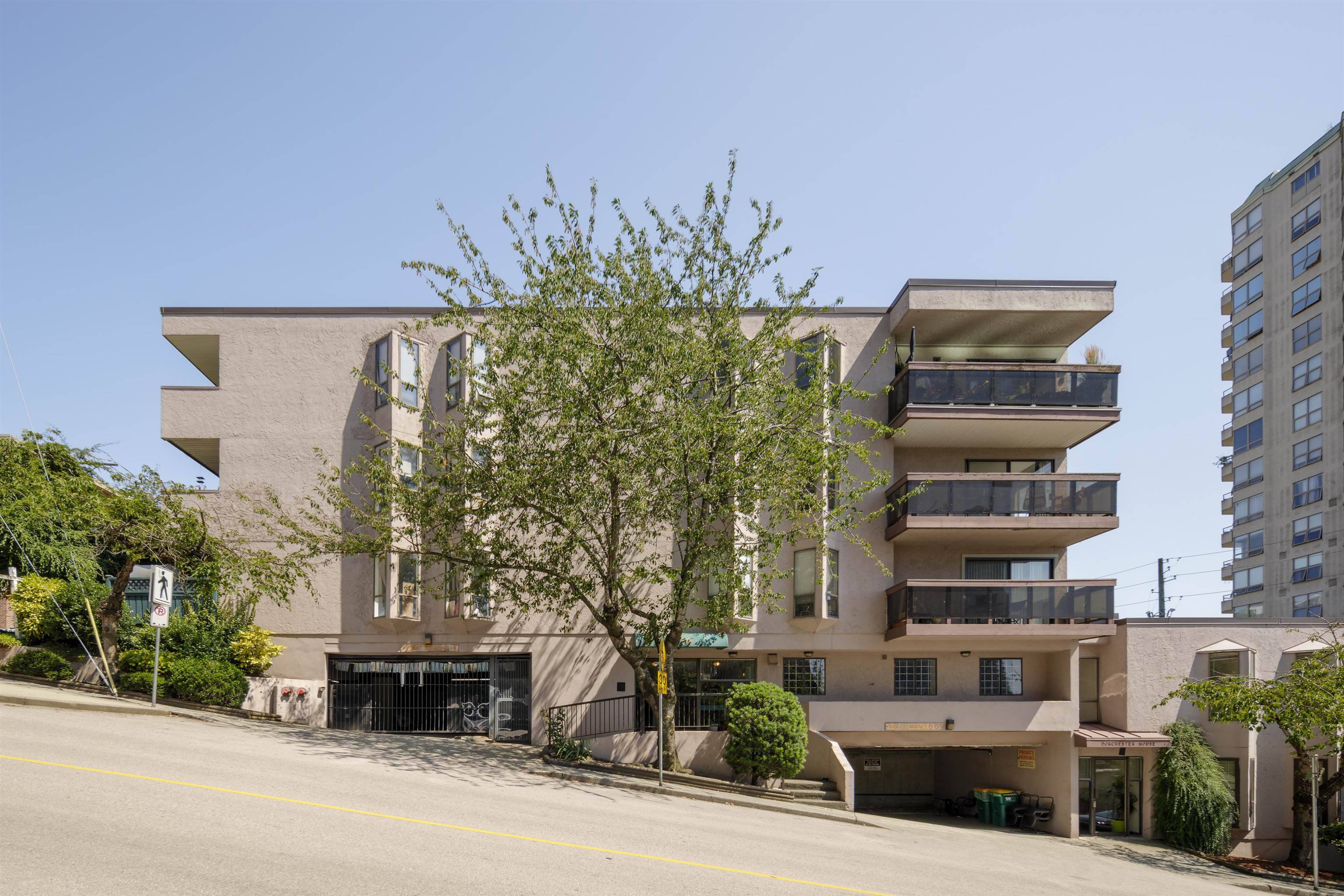 New Westminster, BC V3L 5H7,45 FOURTH ST #206