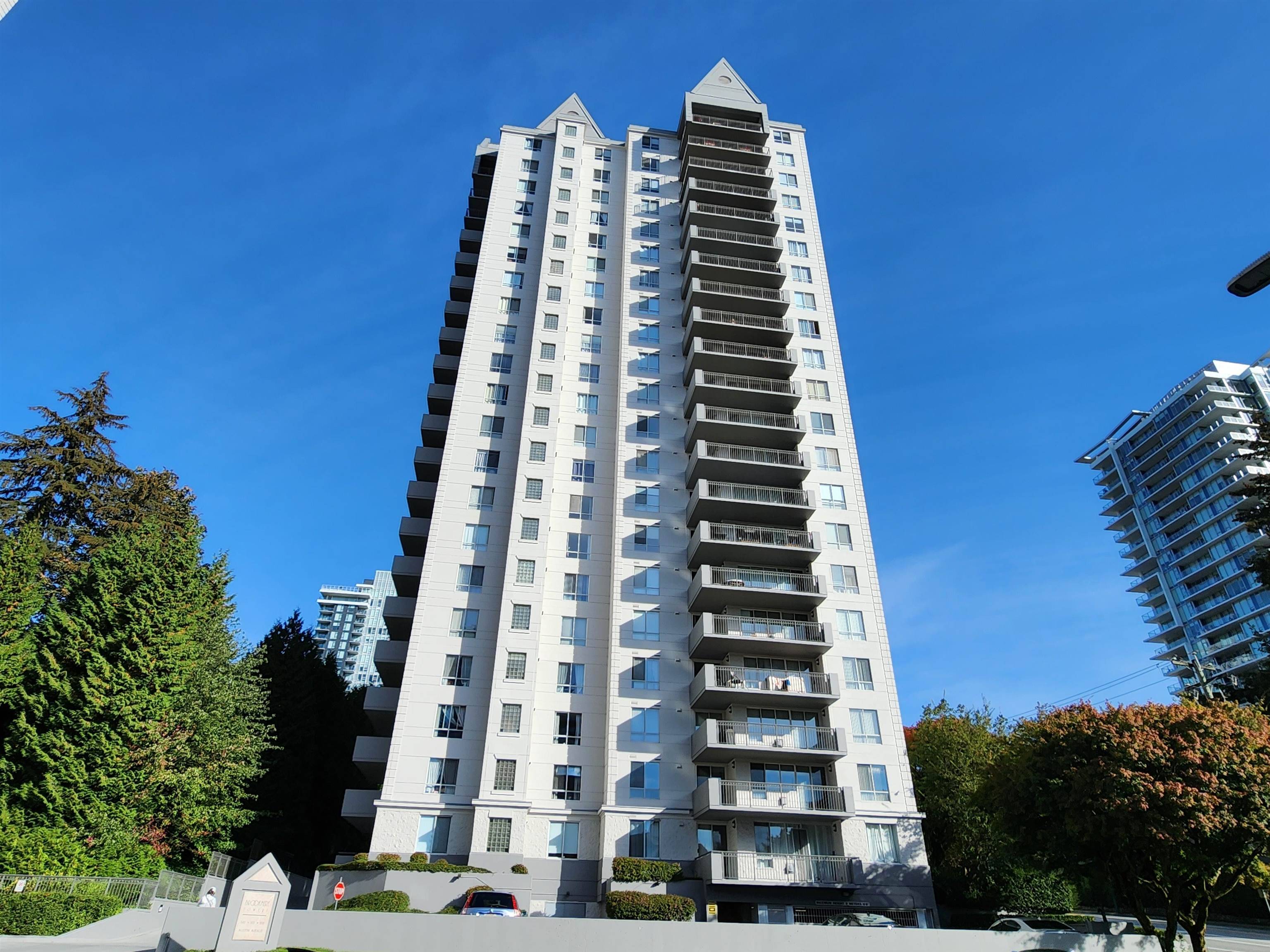 Coquitlam, BC V3K 6R7,551 AUSTIN AVE #1502