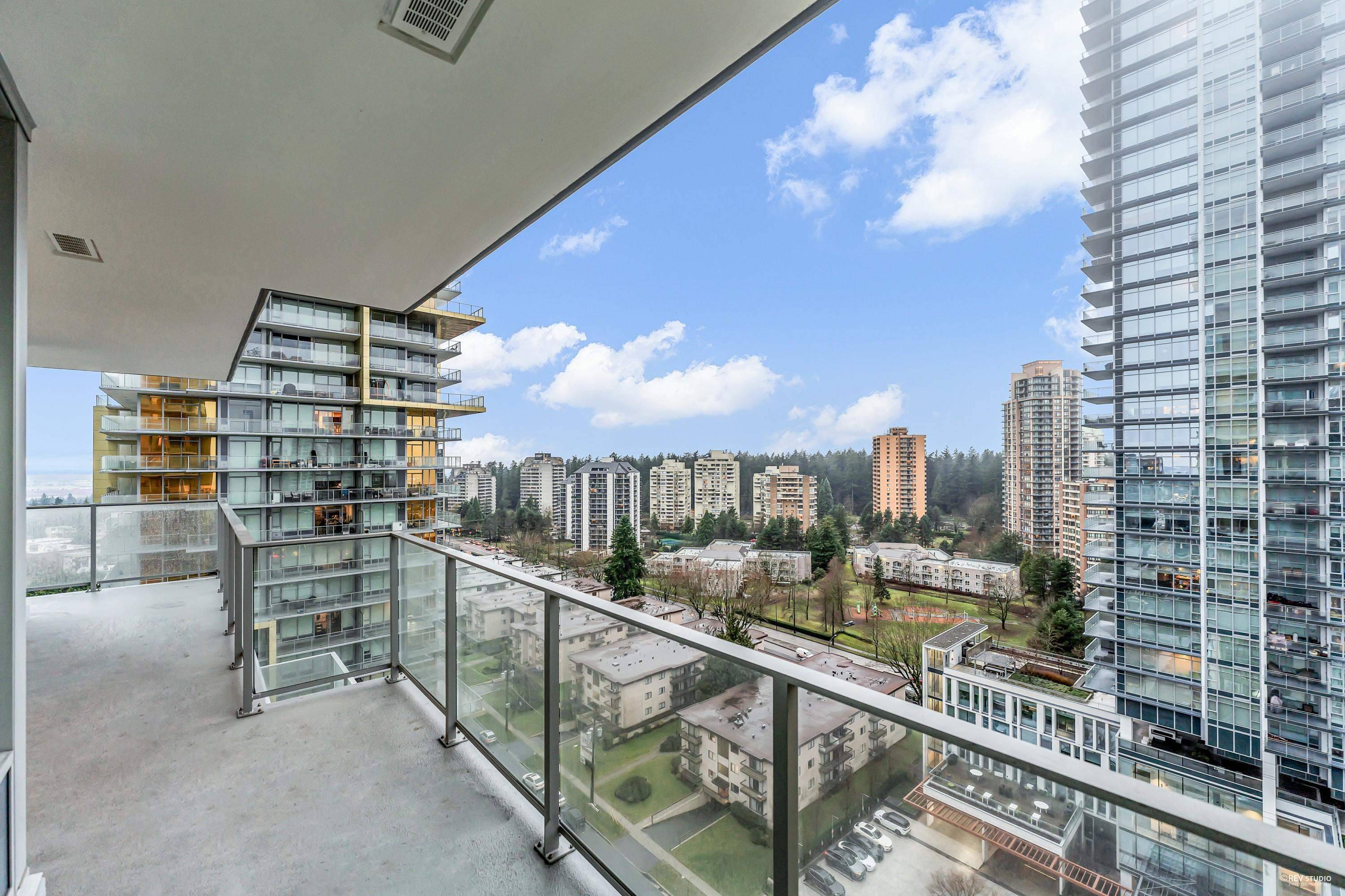 Burnaby, BC V5H 0H8,6383 MCKAY AVE #1406