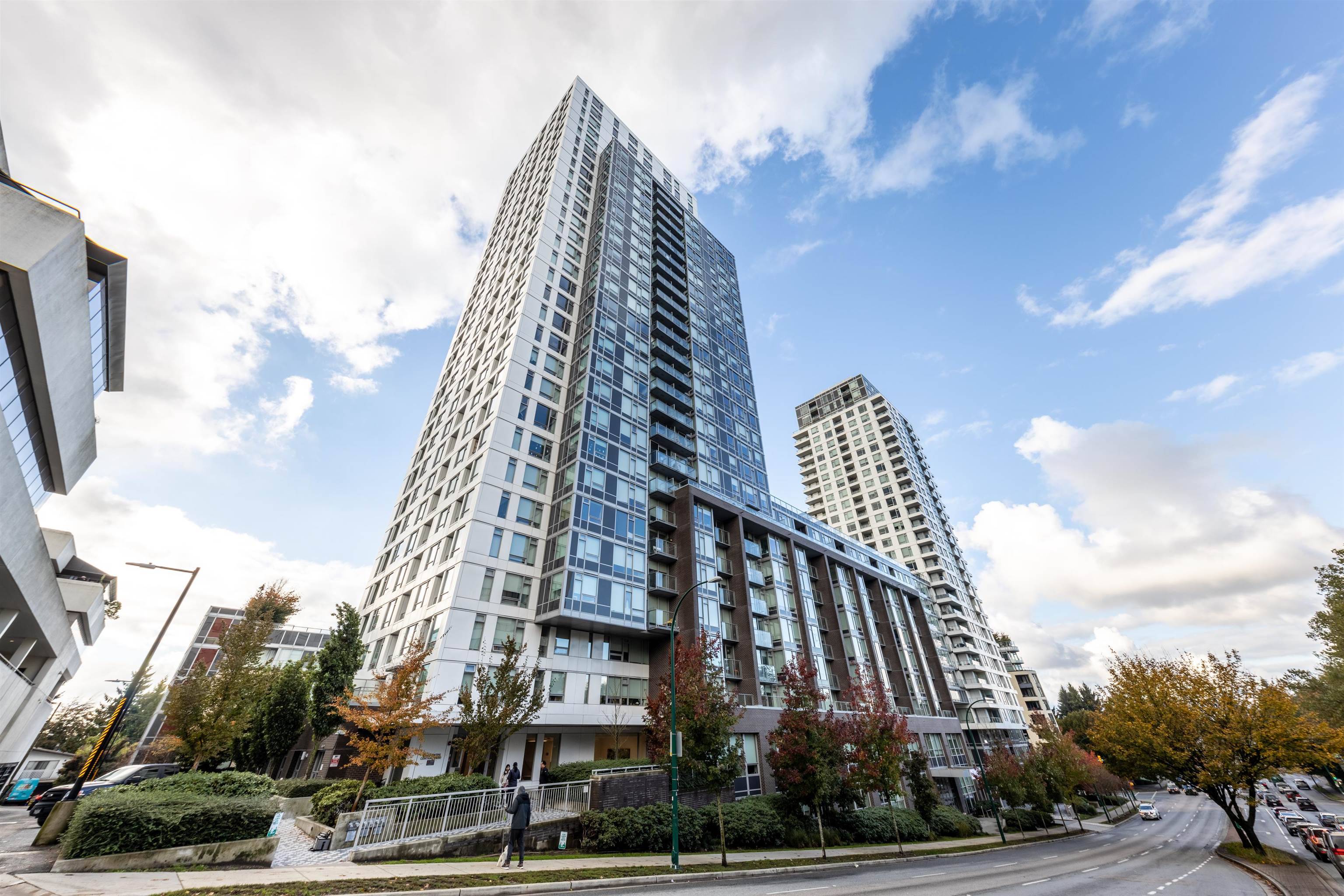 Vancouver, BC V5R 2P9,5665 BOUNDARY RD #2104