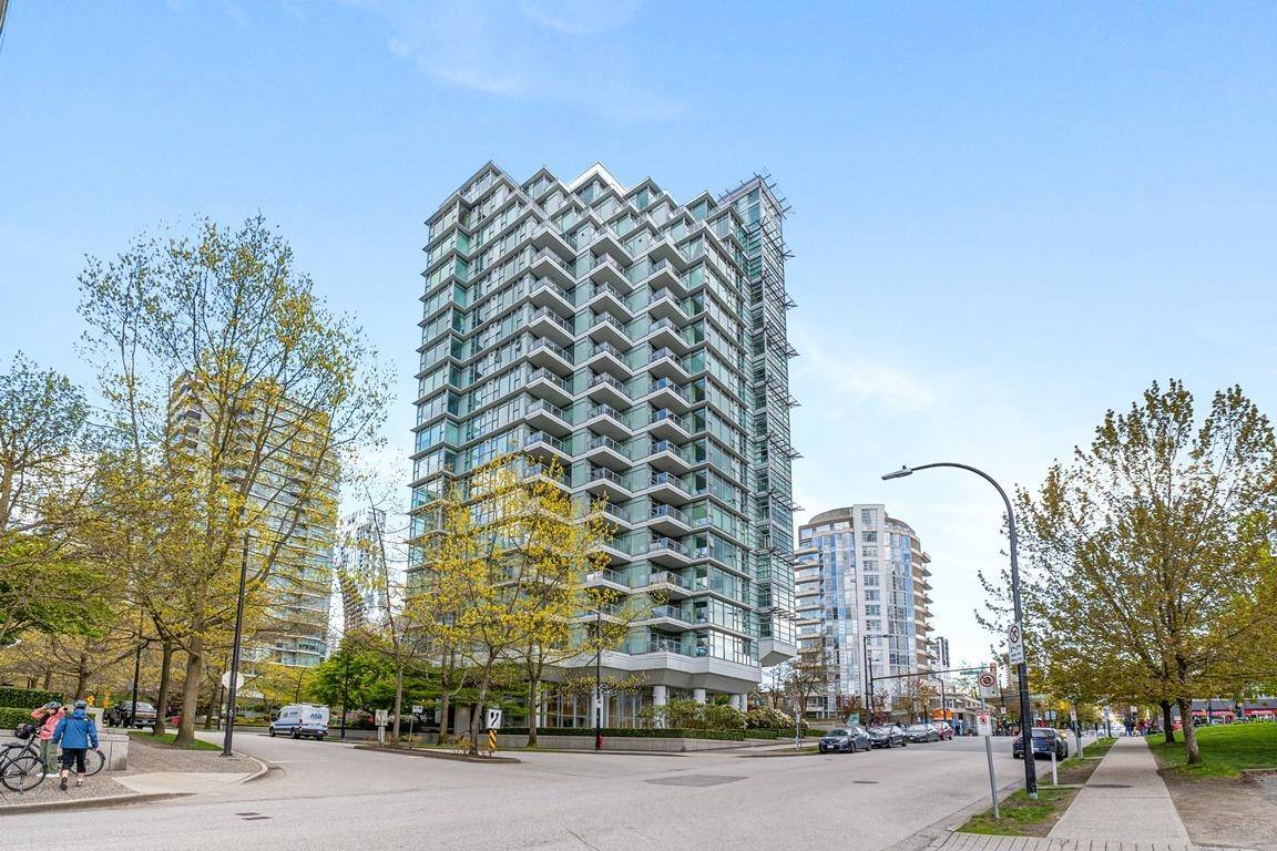 Vancouver, BC V6G 3G5,1790 BAYSHORE DR #404