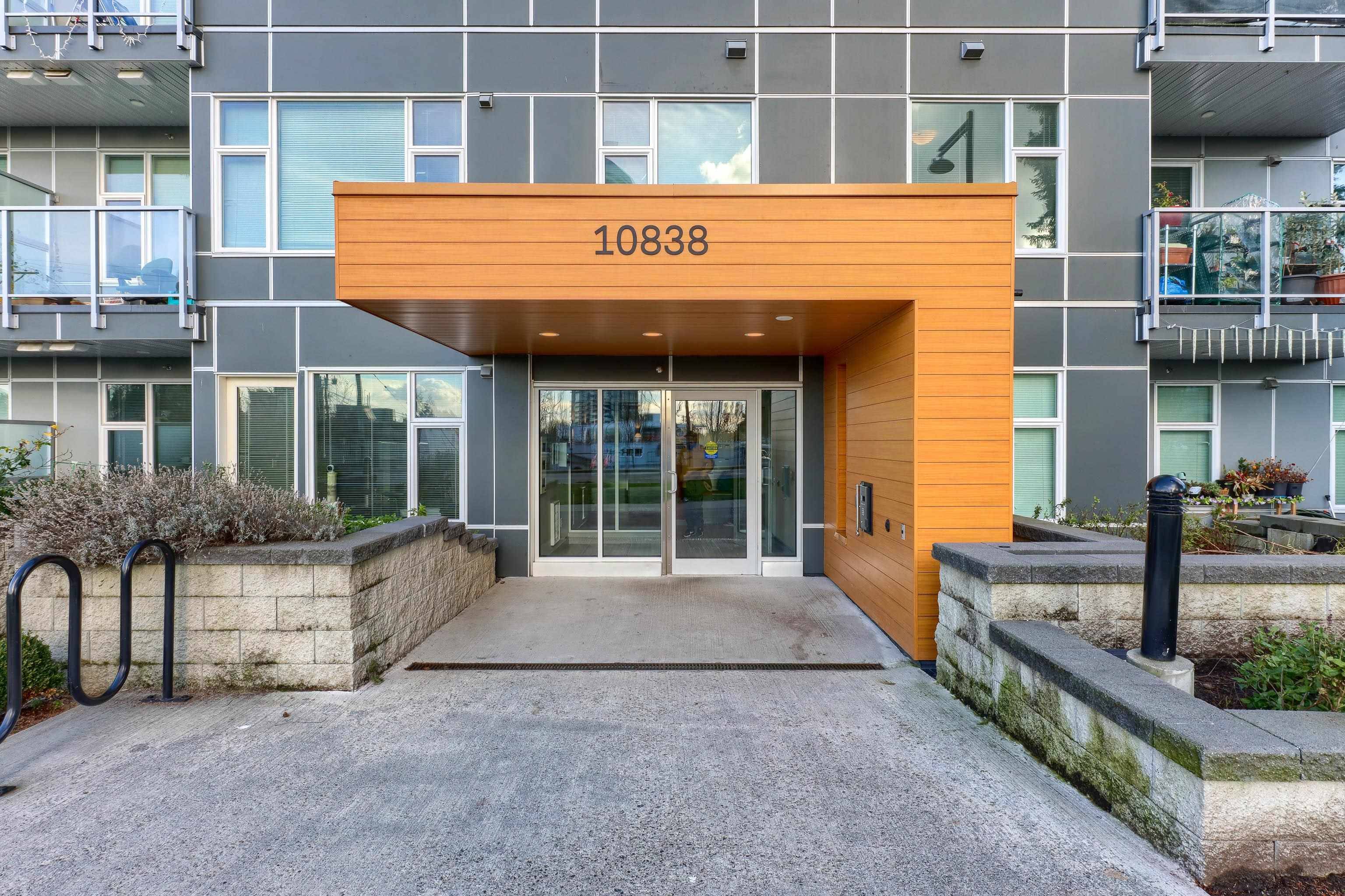 Surrey, BC V3R 0G8,10838 WHALLEY BLVD #301