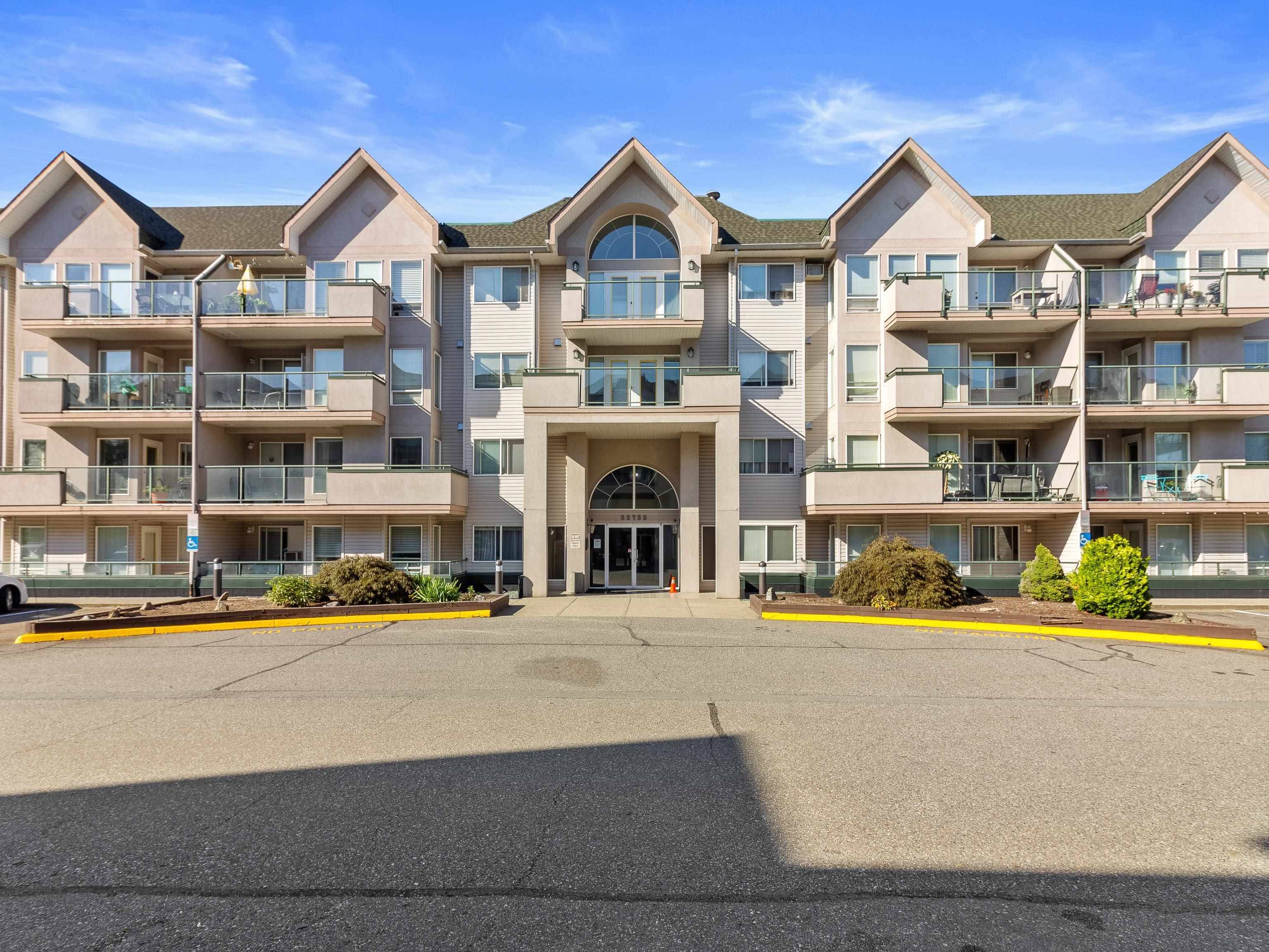 Abbotsford, BC V2S 8J5,33738 KING RD #315