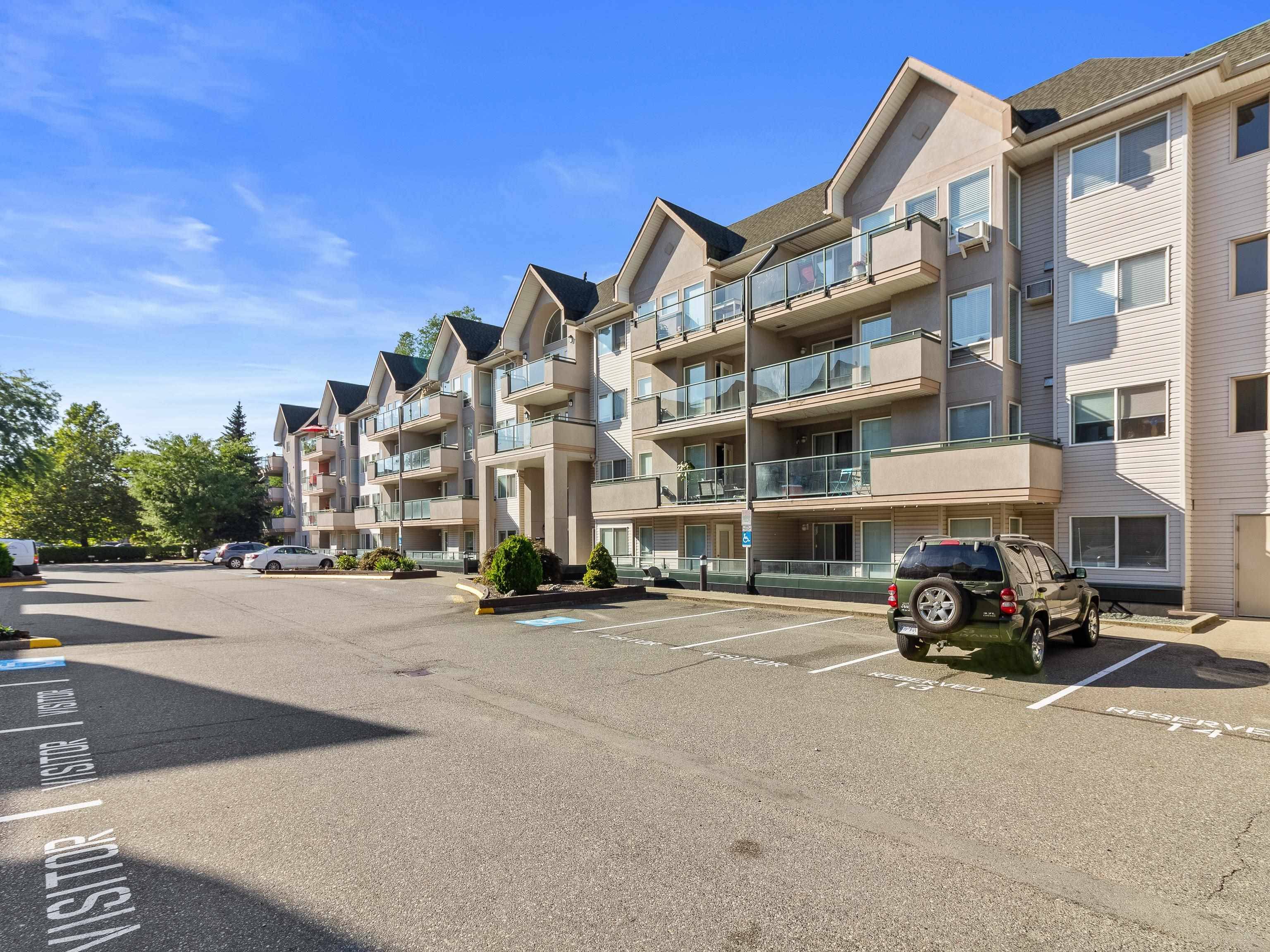 Abbotsford, BC V2S 8J5,33738 KING RD #315