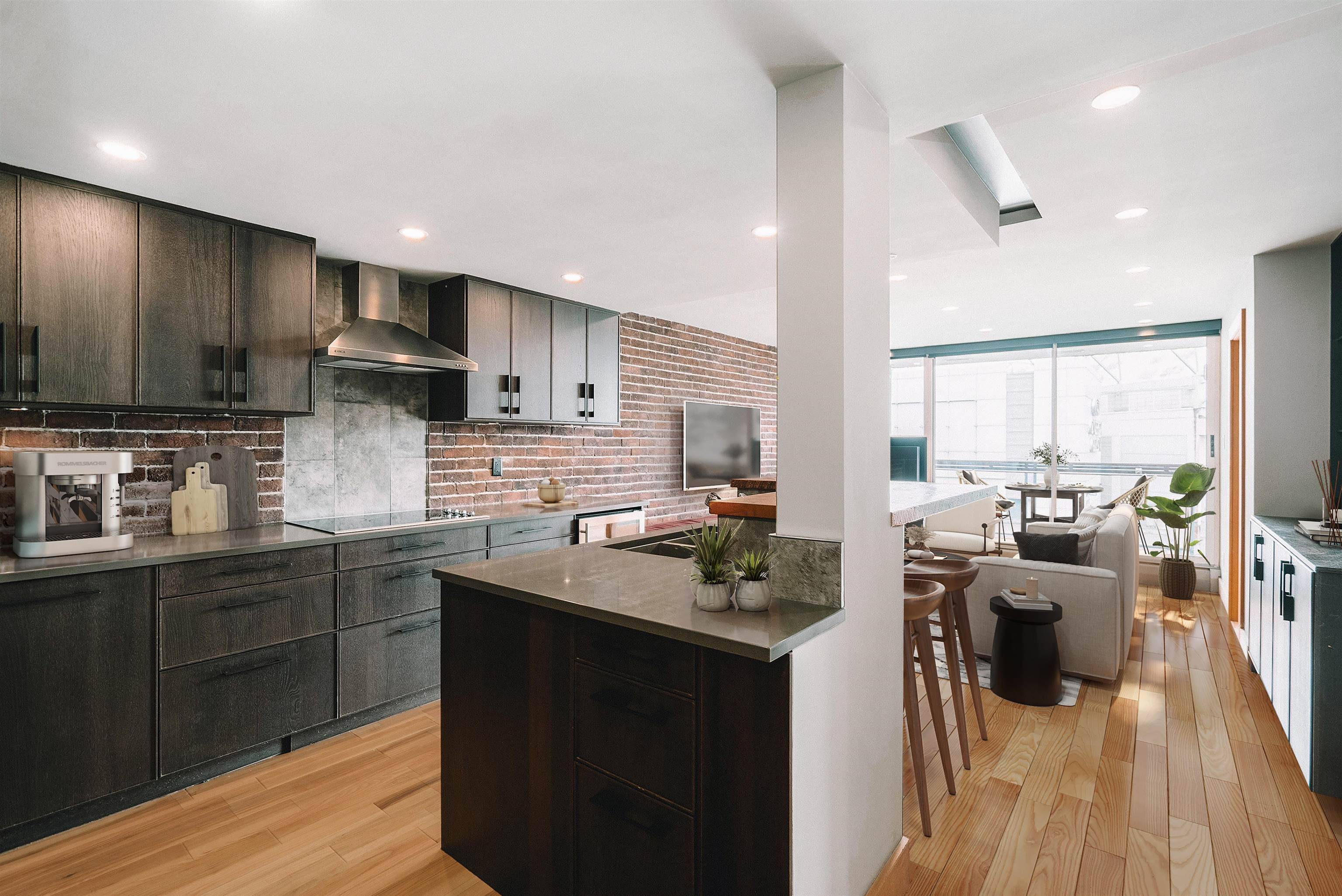 Vancouver, BC V6B 6B8,555 ABBOTT ST #508