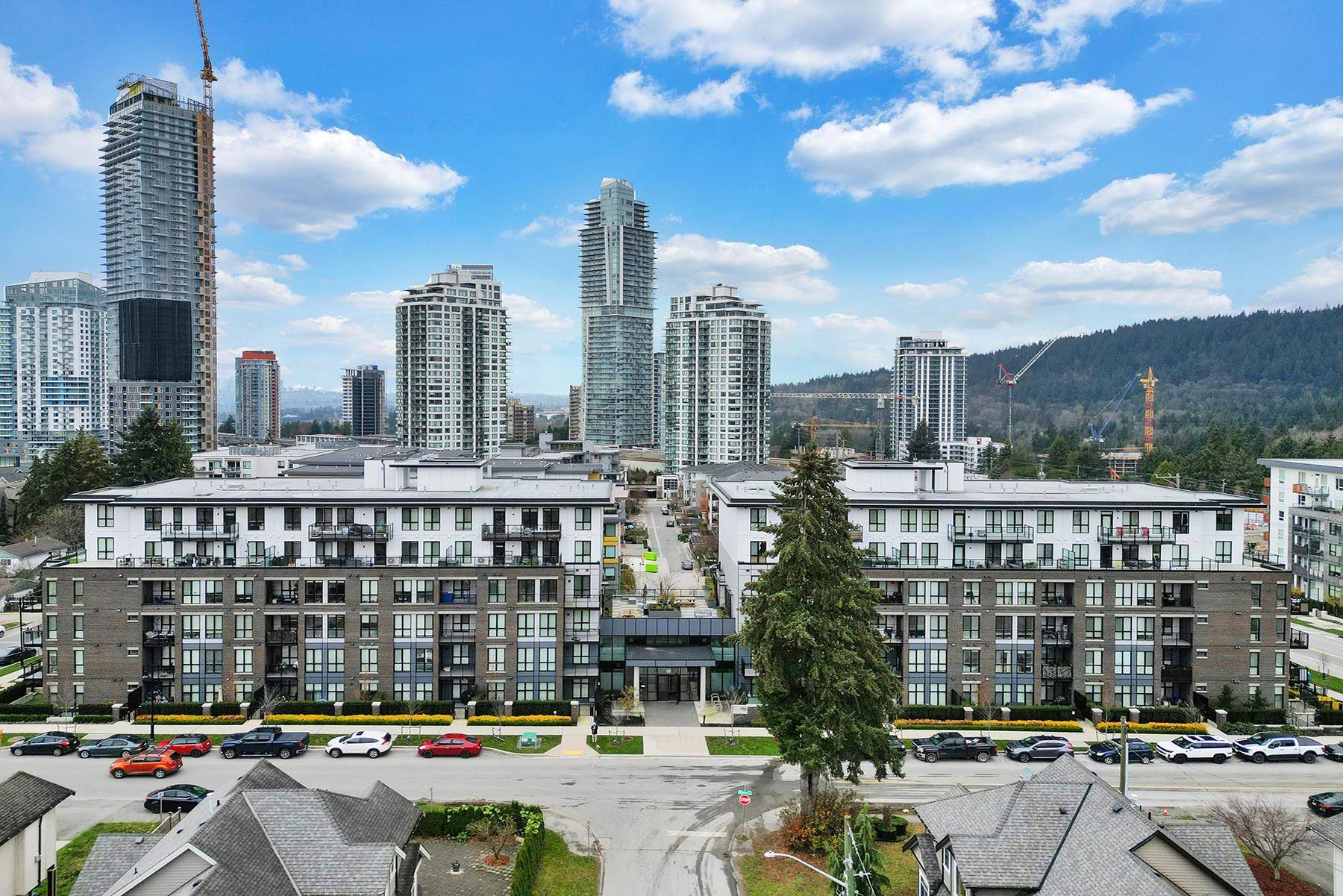 Coquitlam, BC V3J 4B7,750 DOGWOOD ST #213