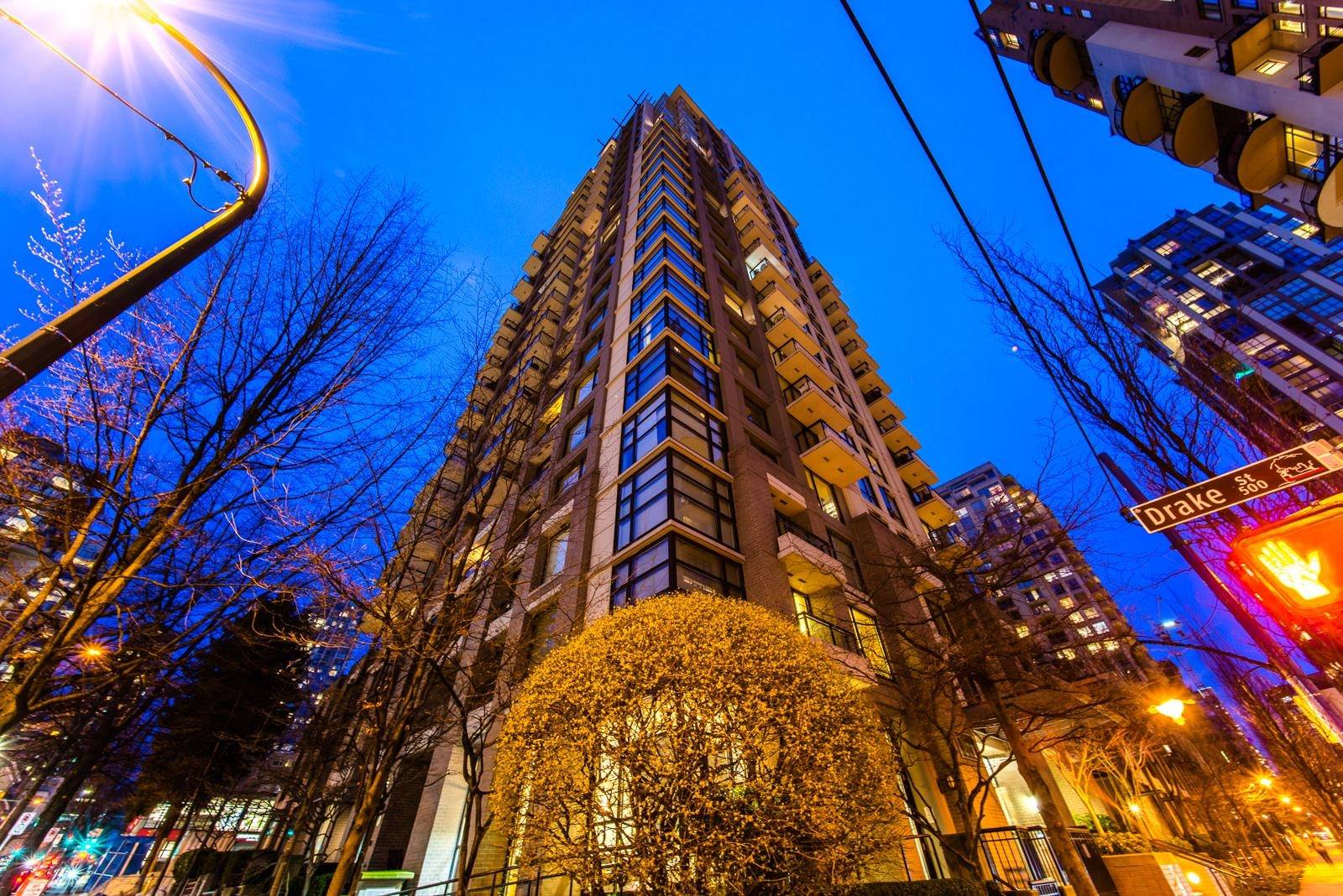 Vancouver, BC V6B 1B7,1295 RICHARDS ST #1003