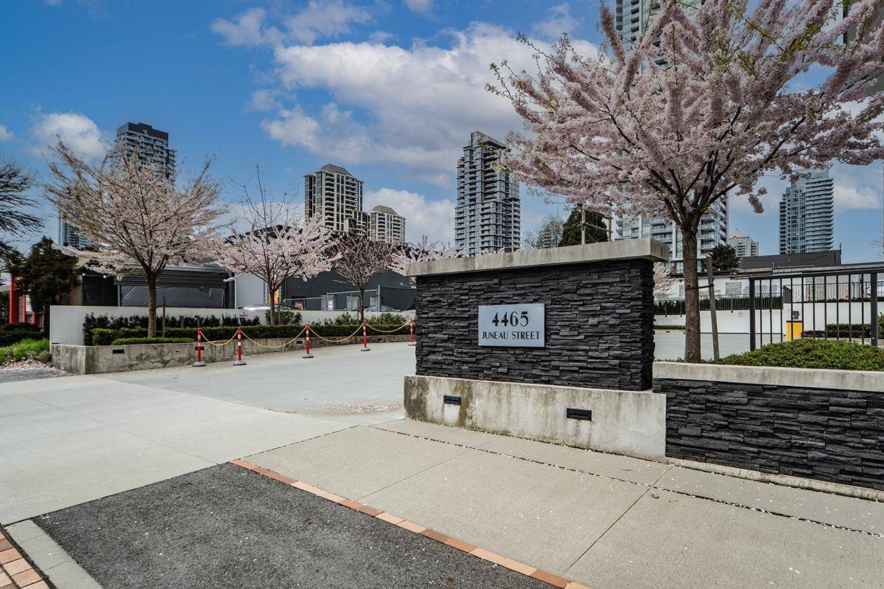 Burnaby, BC V5C 0L8,4465 JUNEAU ST #1506