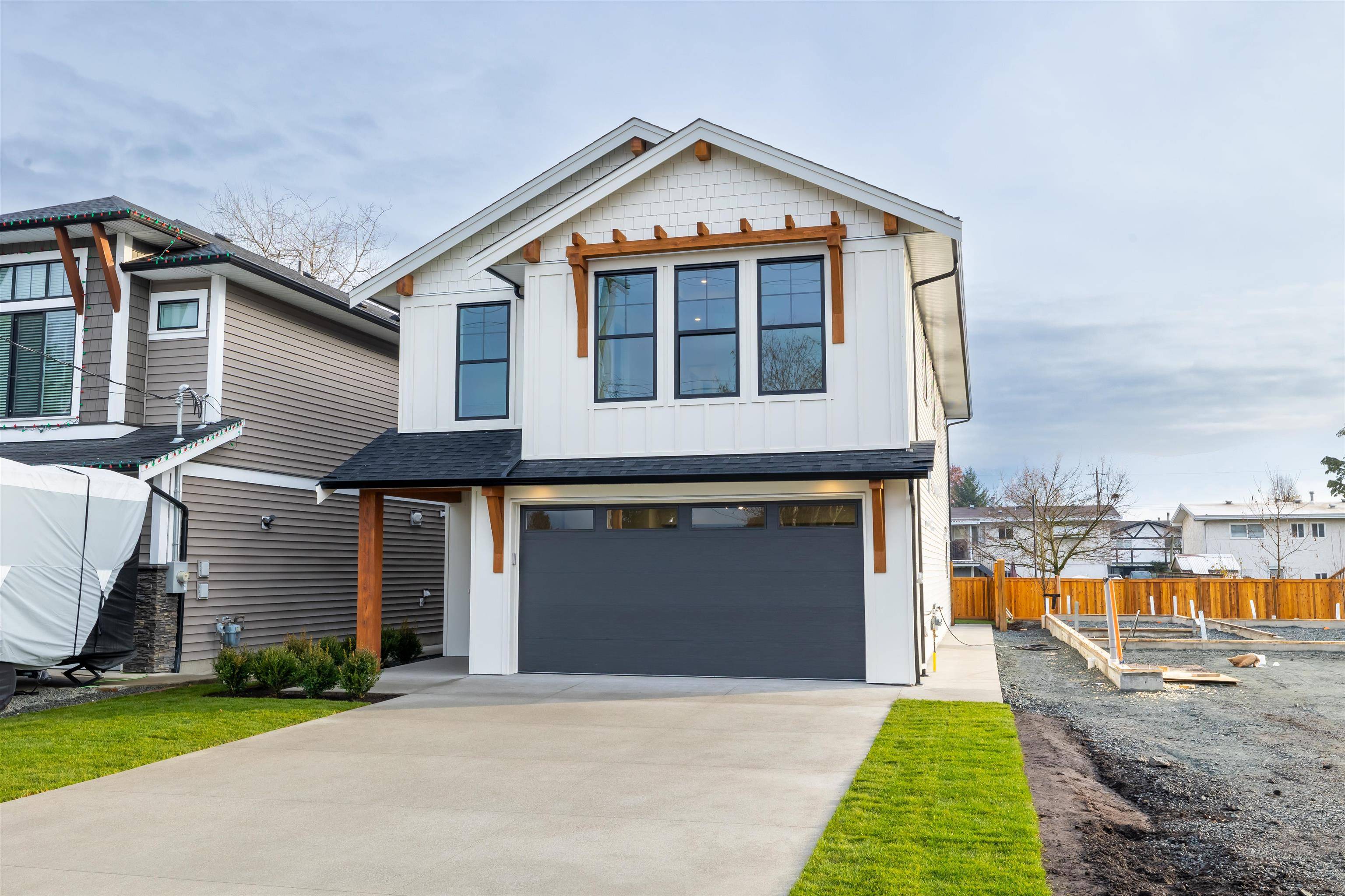 Chilliwack, BC V2P 6E8,9370 MCNAUGHT RD