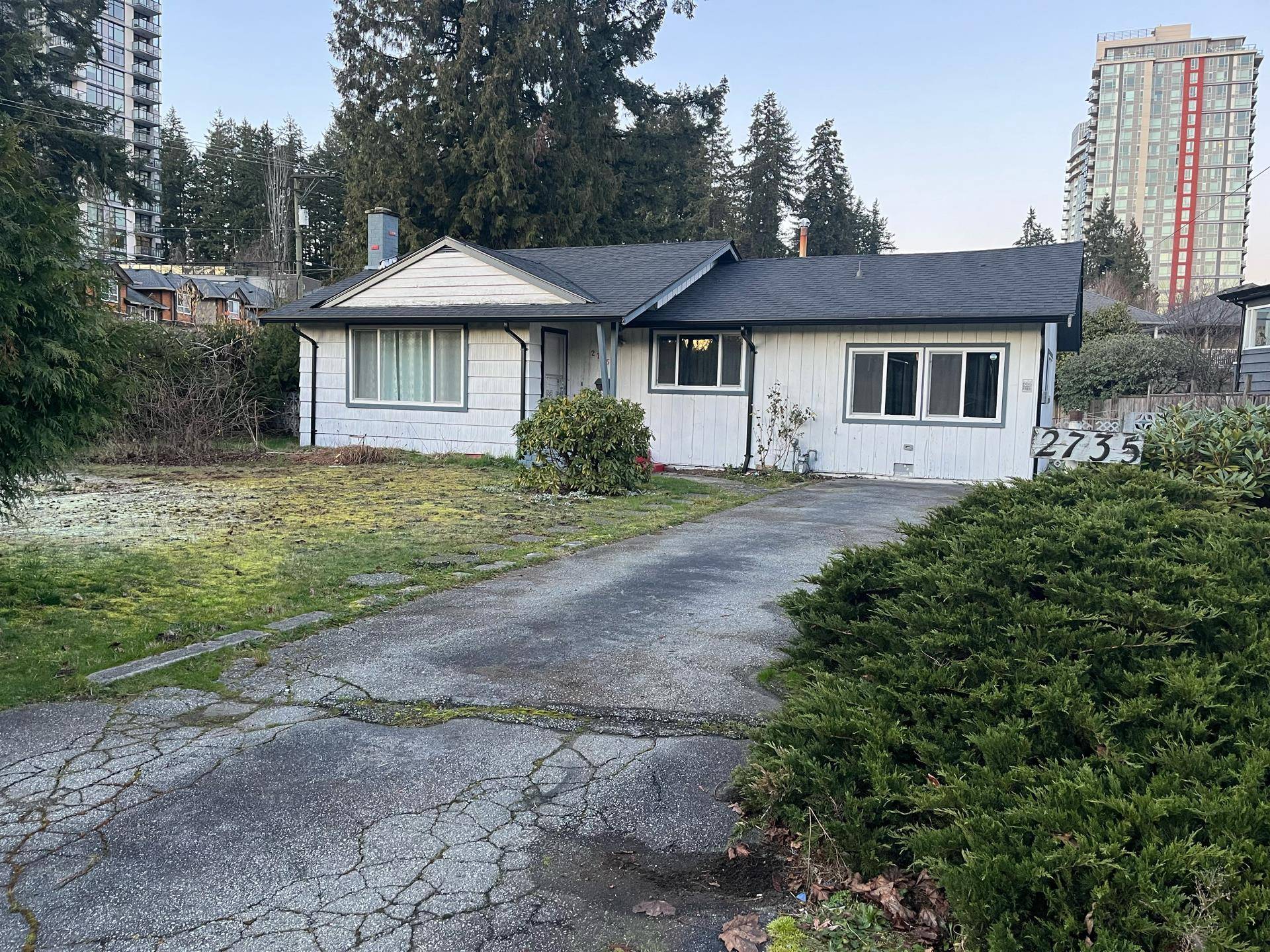 Port Coquitlam, BC V3B 2H8,2735 LARKIN AVE