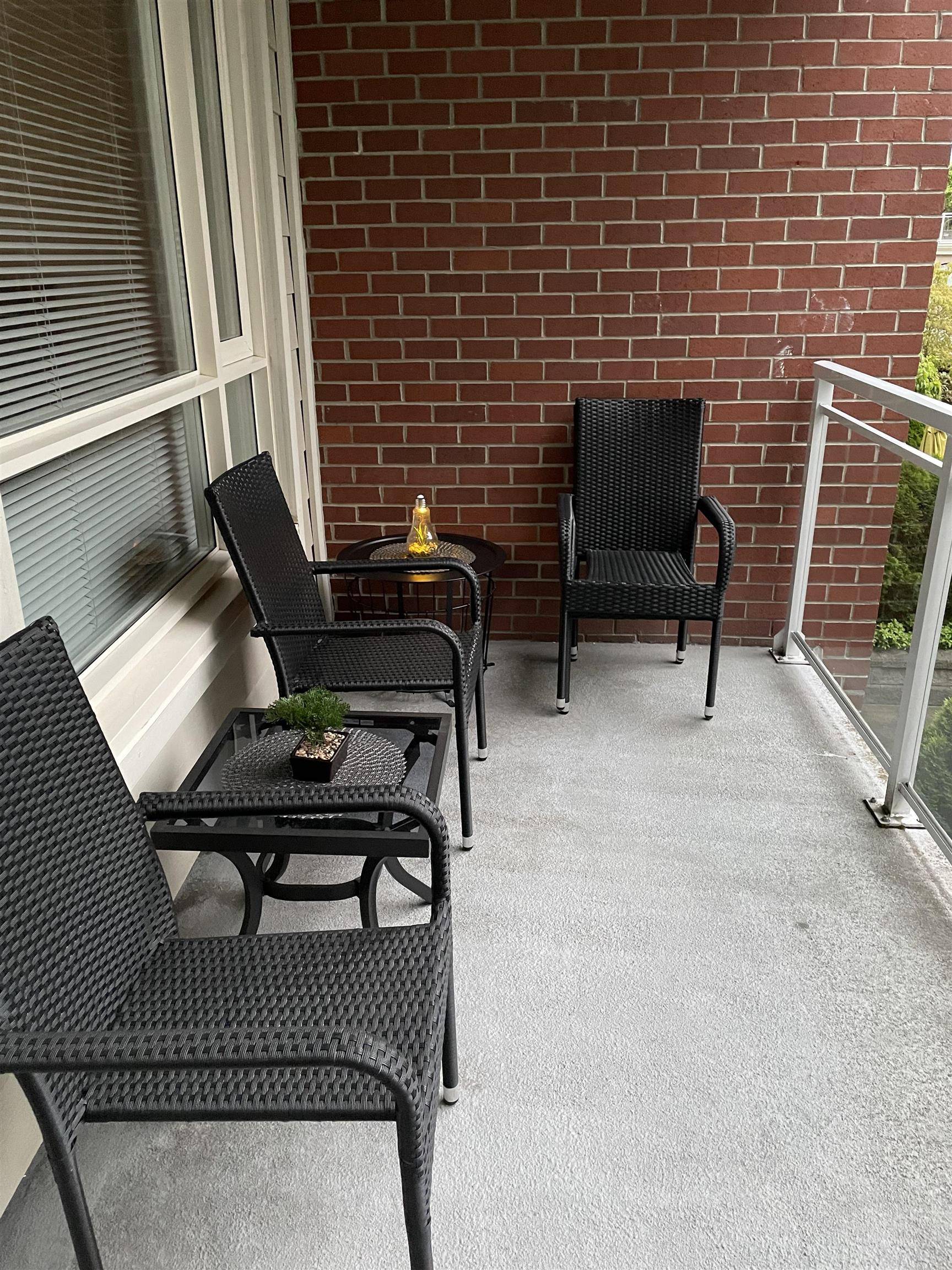 Vancouver, BC V5N 5Y9,4078 KNIGHT ST #409