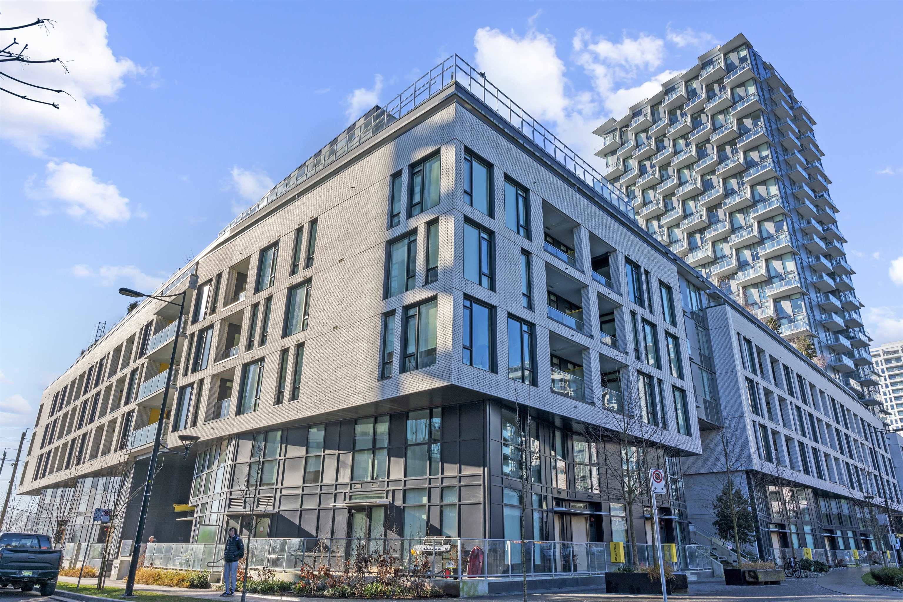 Vancouver, BC V5S 0J7,8575 RIVERGRASS DR #464