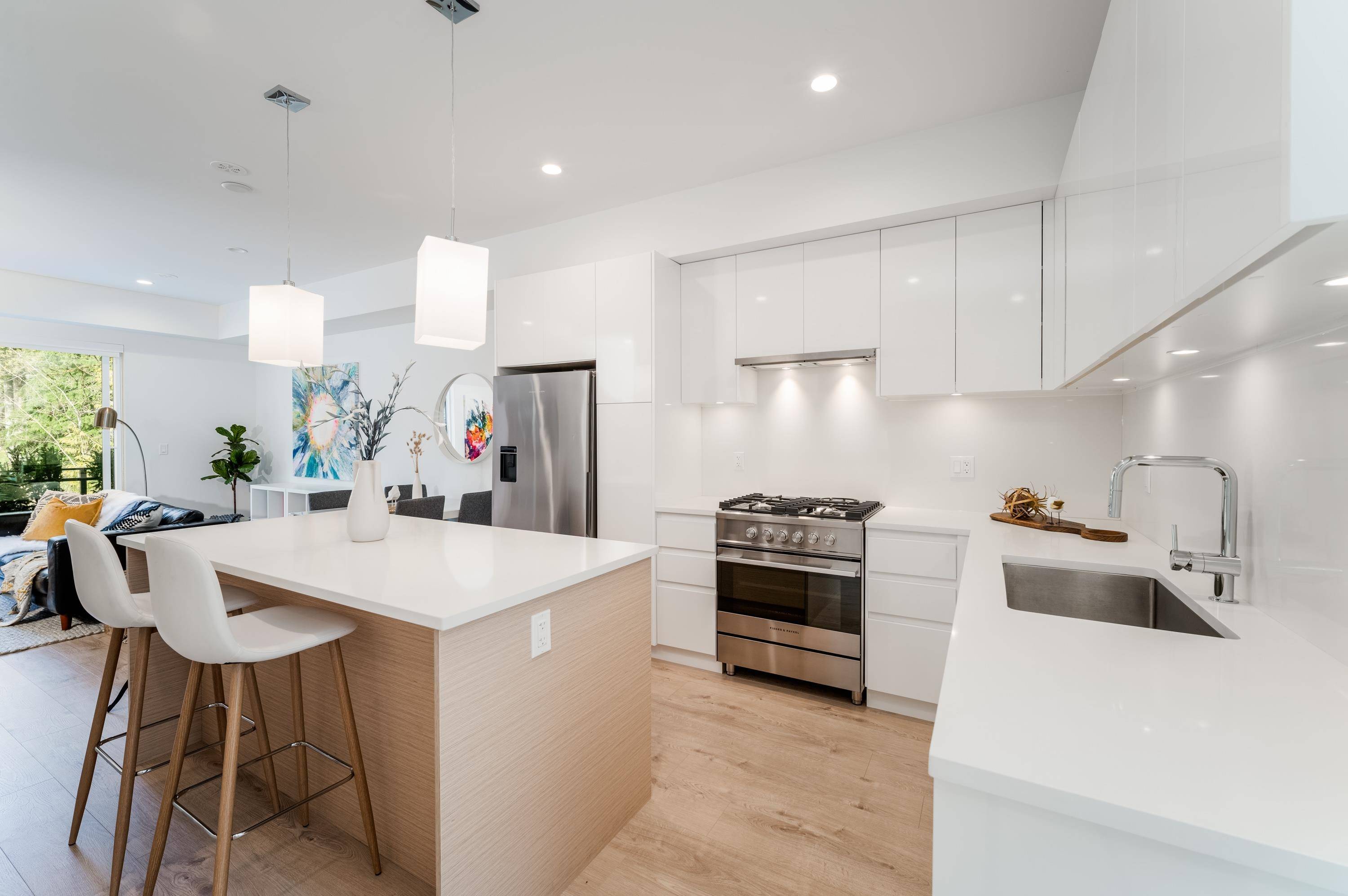 North Vancouver, BC V7H 1G5,3490 MT SEYMOUR Pkwy #15