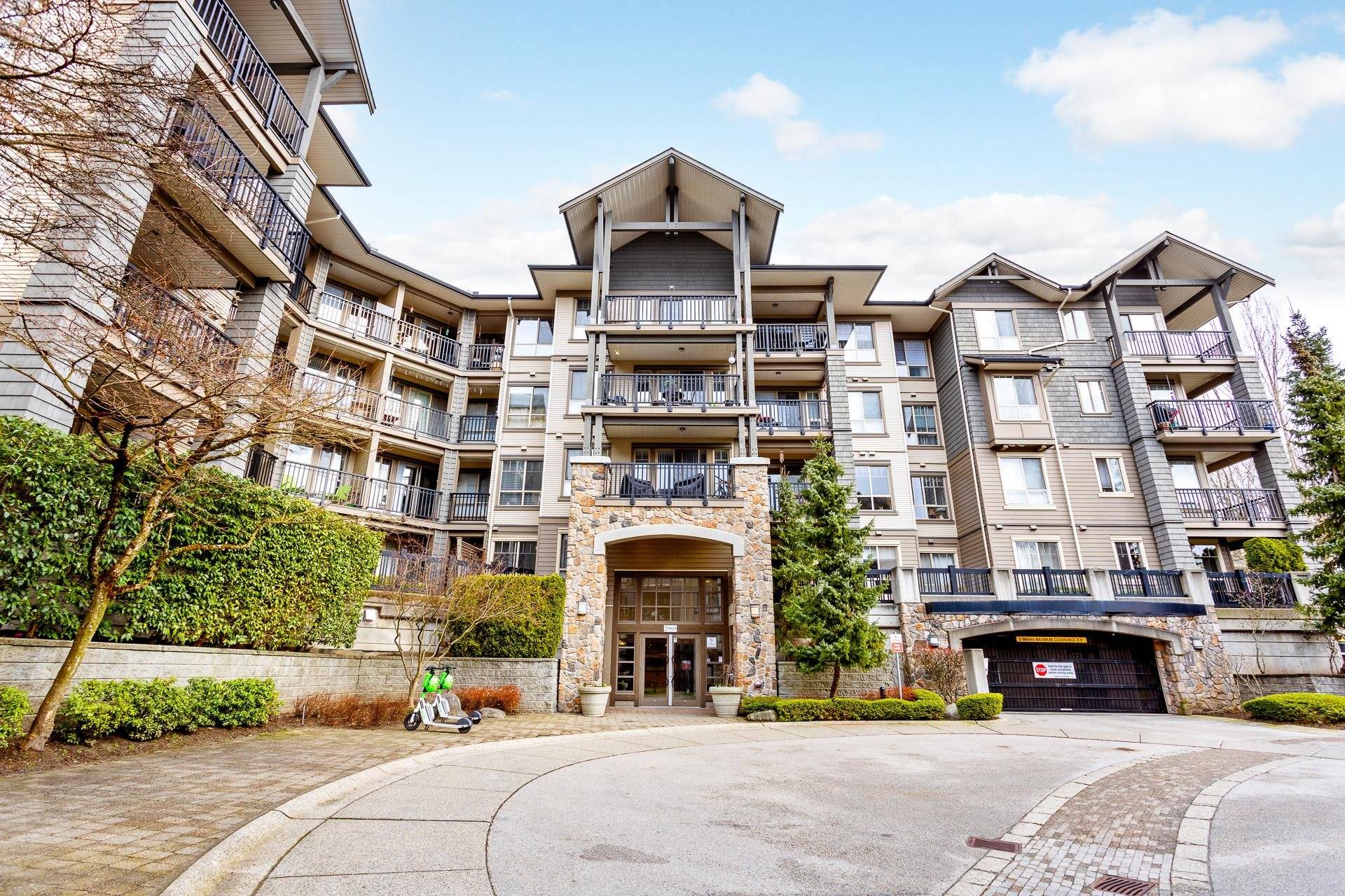 Coquitlam, BC V3E 3S7,2969 WHISPER WAY #317
