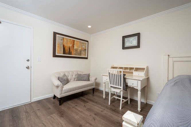 Redwood City, CA 94061,1614 Hudson ST #209