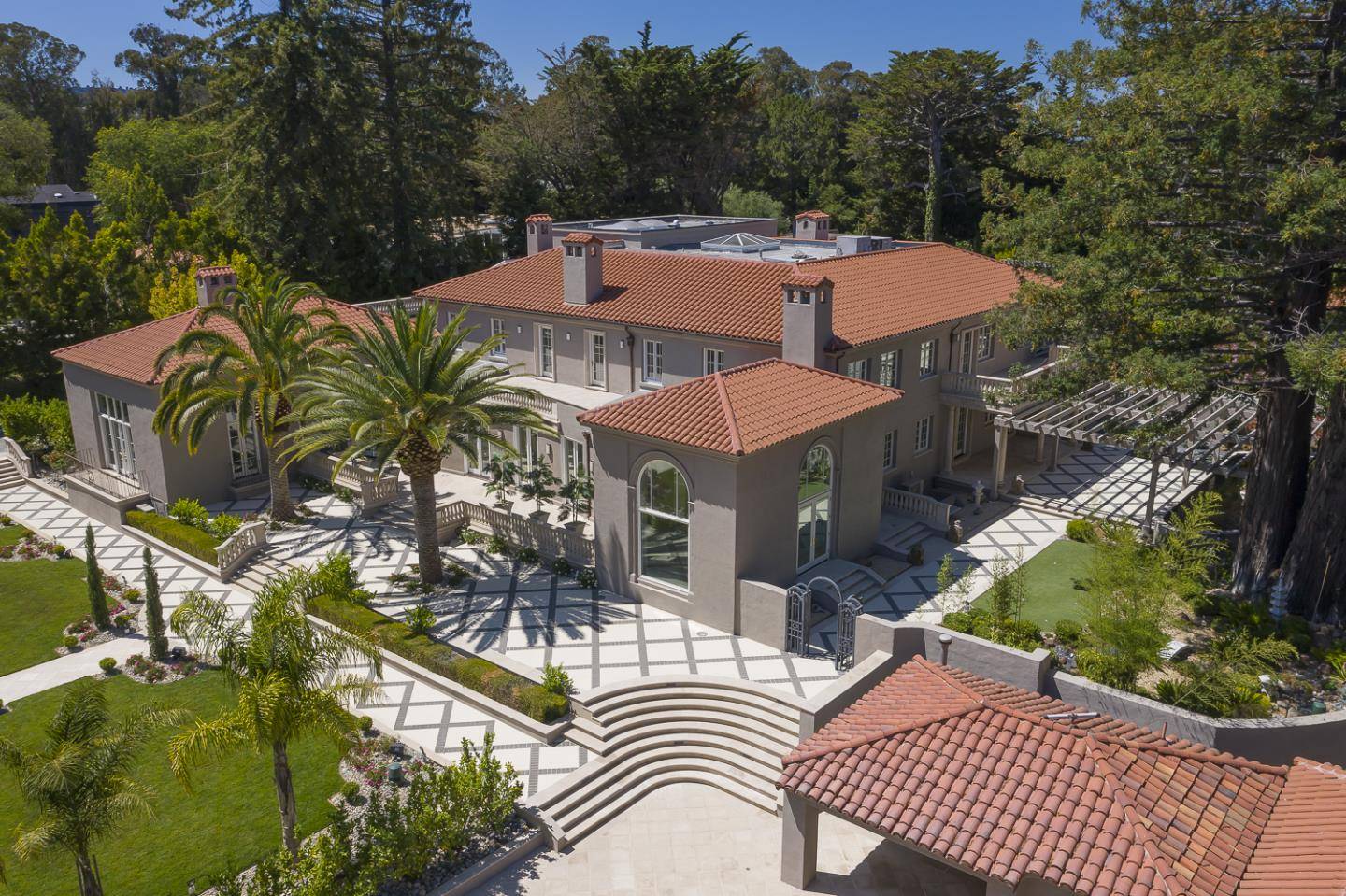 Hillsborough, CA 94010,1868 Floribunda AVE